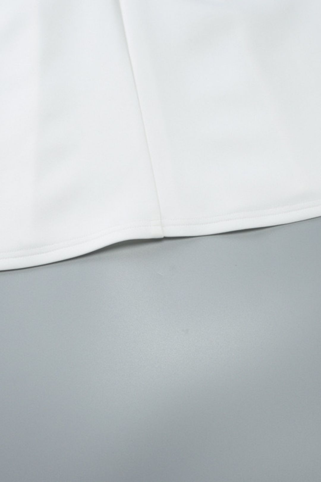 V-neck Back Zipper Solid Color Long-sleeved Dress