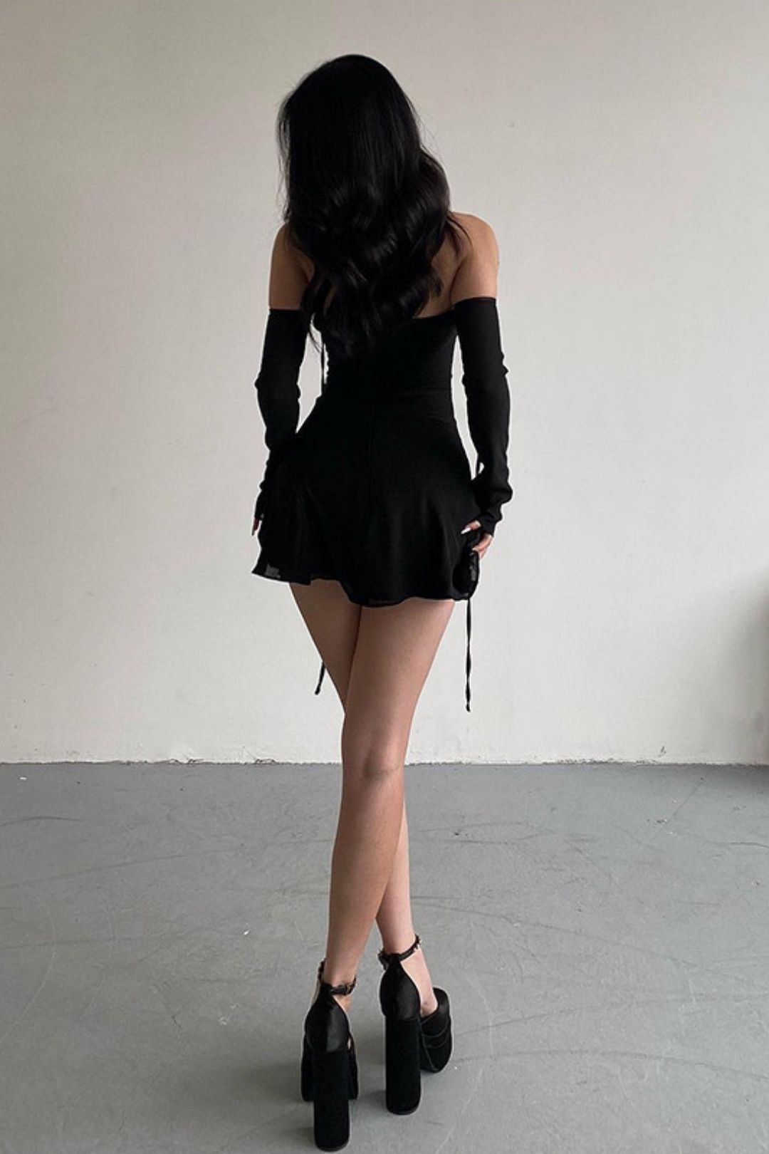 Sexy Pure Lust Style Mesh Sleeves Backless Dress