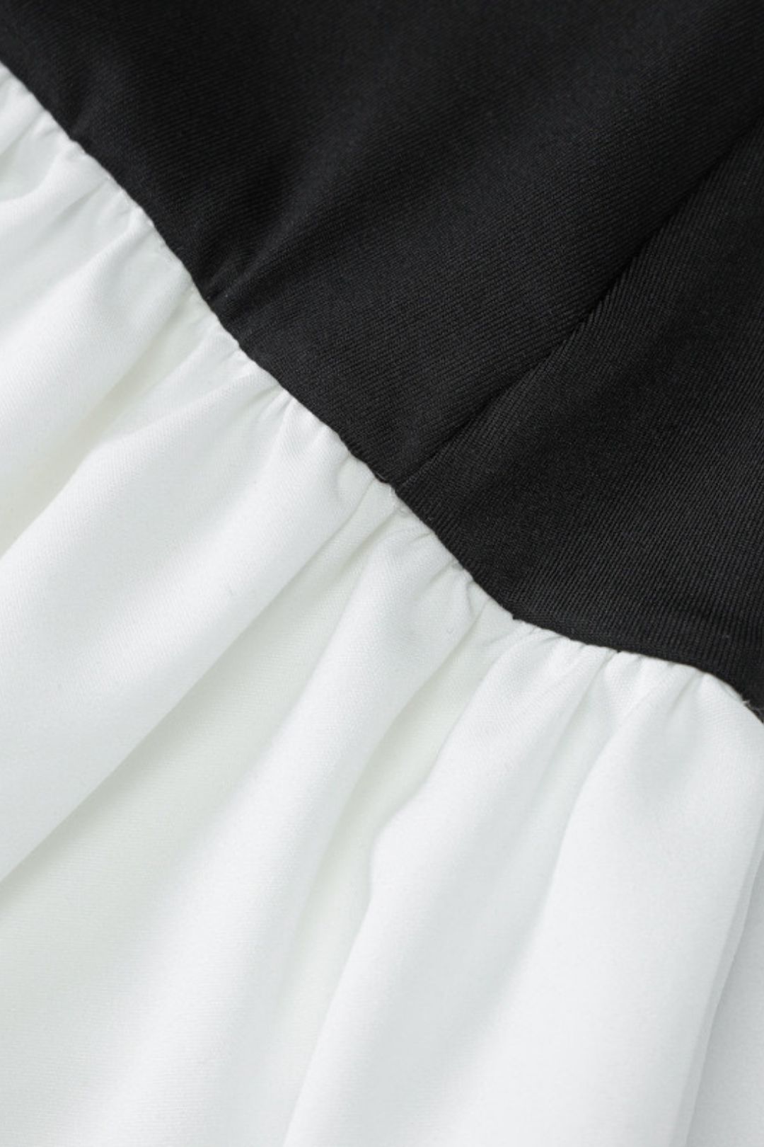 Sexy Round Neck Splicing Solid Color Long-sleeved Short Skirt