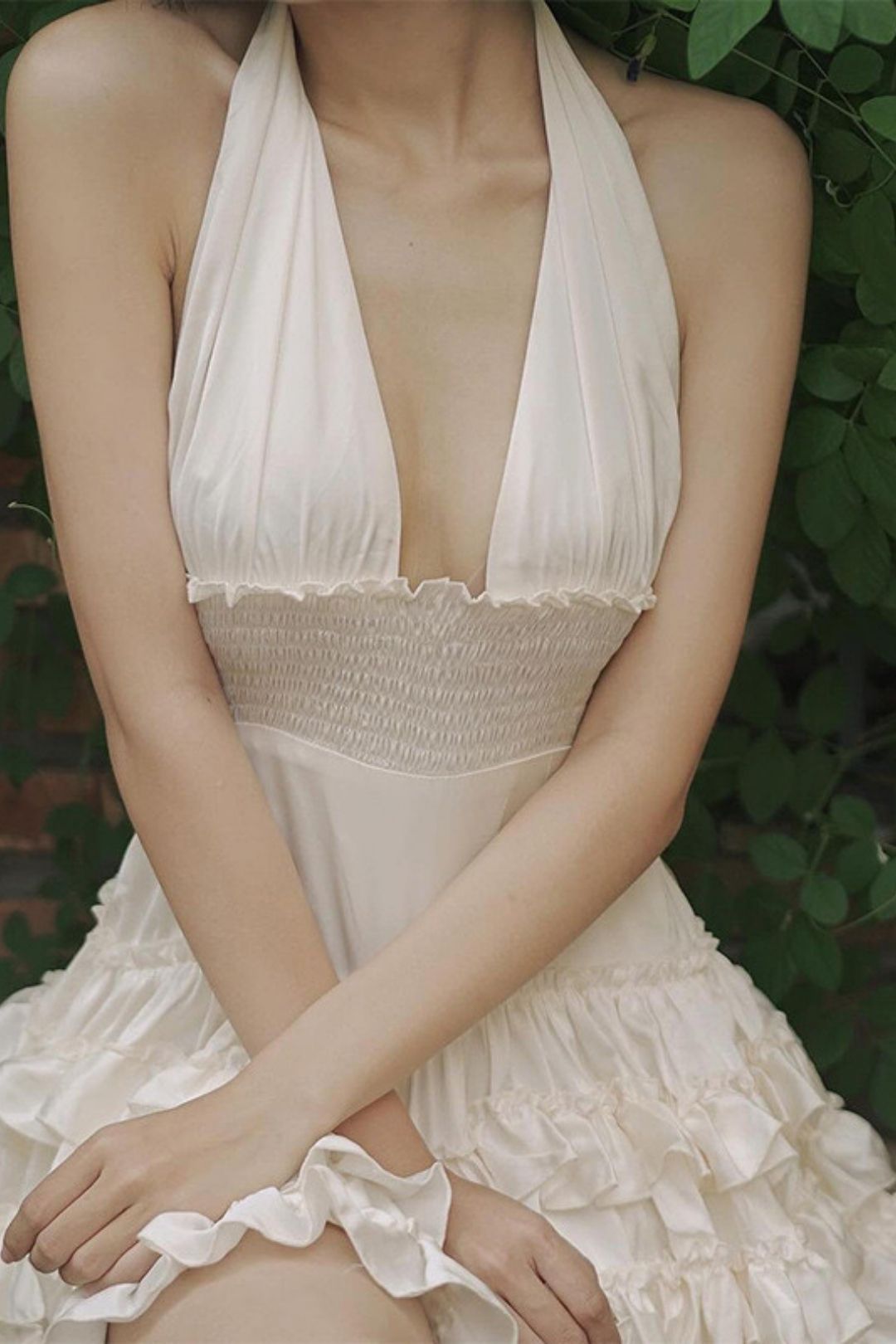 Spicy V-neck Backless Beach Dress Waist Slimming Halterneck Dress