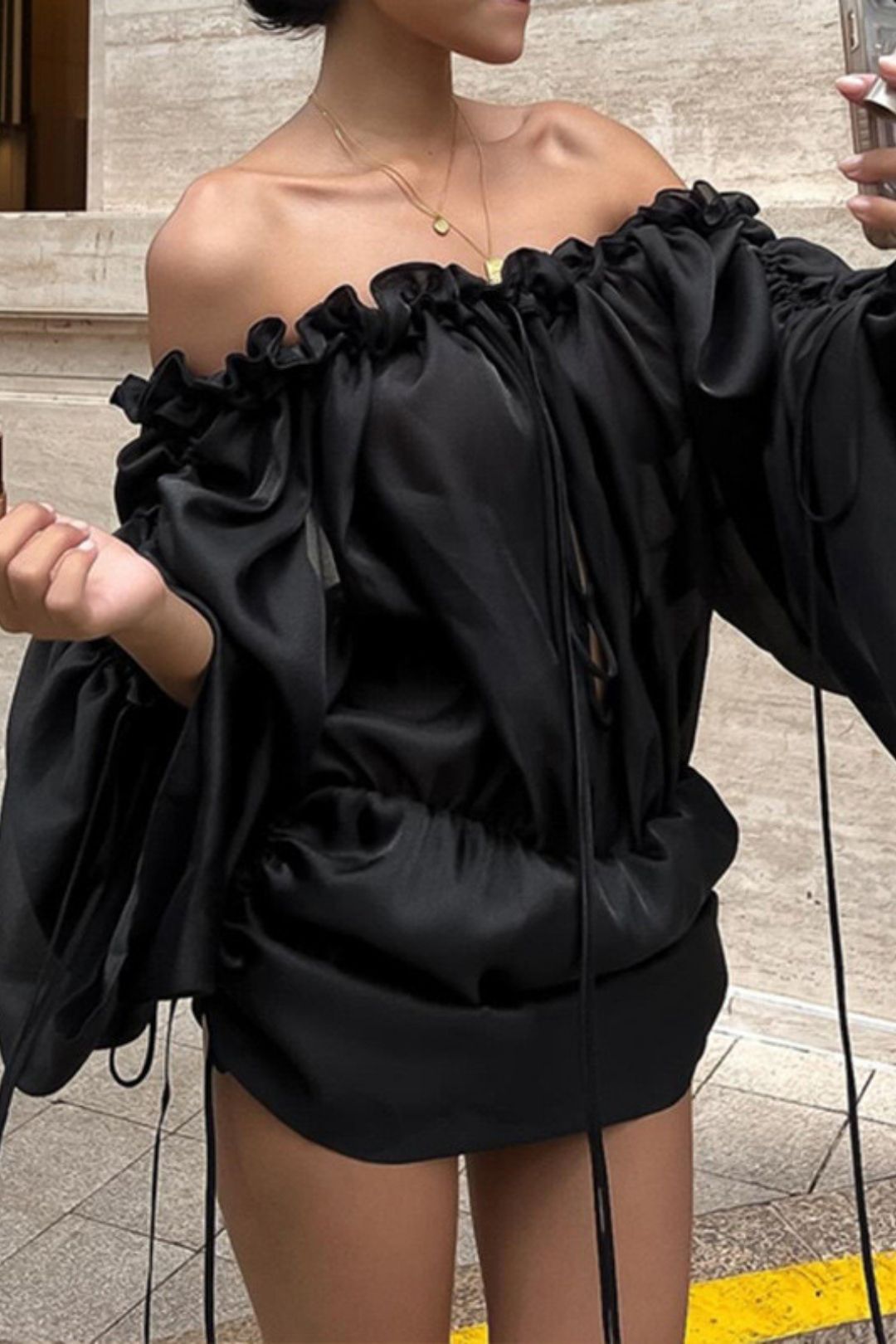 Sexy One-line Collar Pleated Tube Top Lantern Long Sleeve Hip Dress