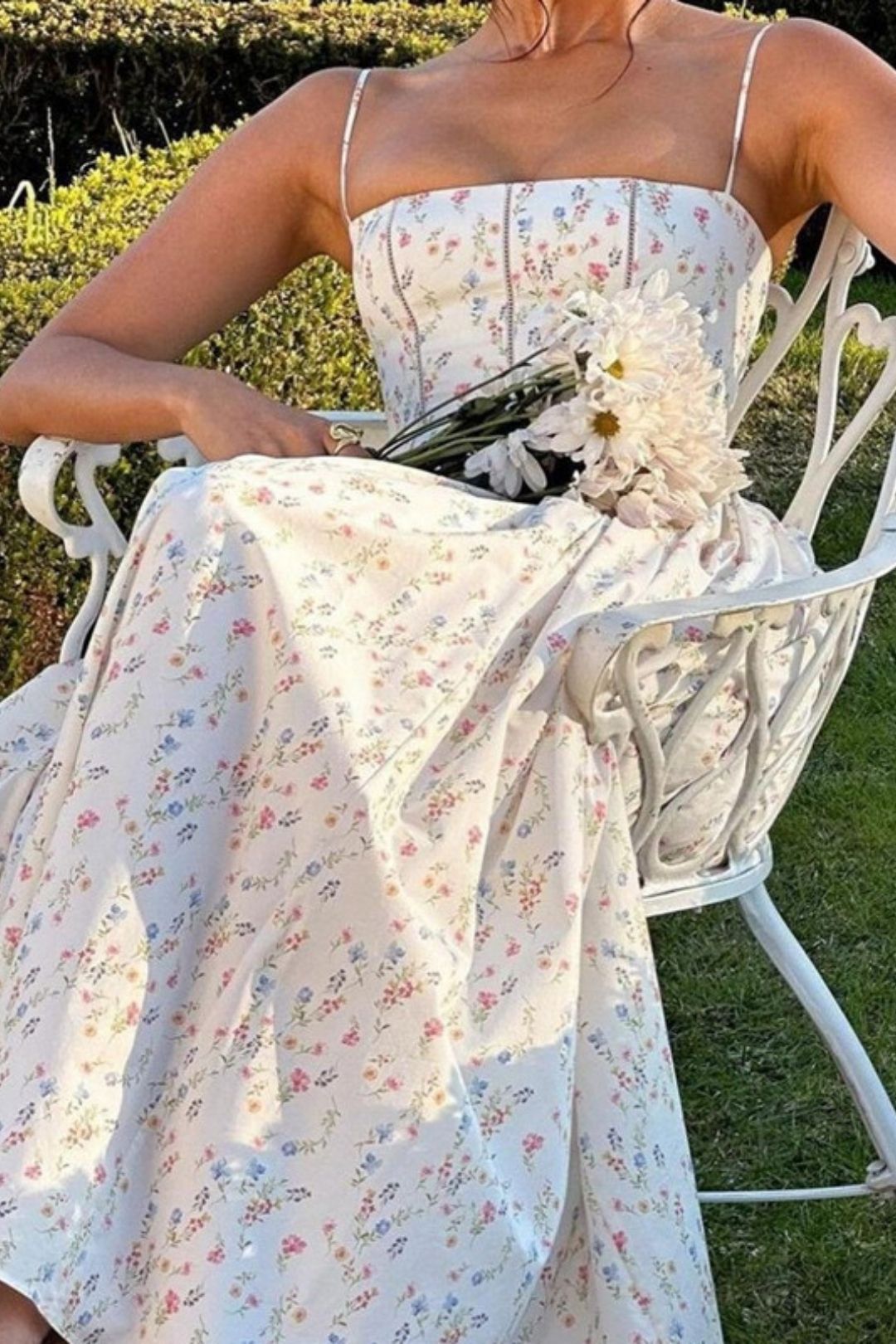 Sweet Strappy Waist Slimming Floral Suspender Dress