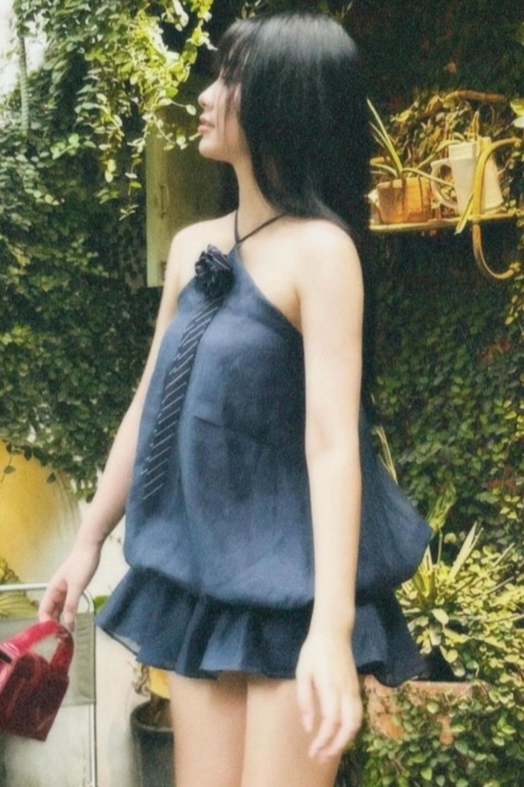 Sexy Pleated Flower Decoration Temperament Slim Halter Neck Bud Dress