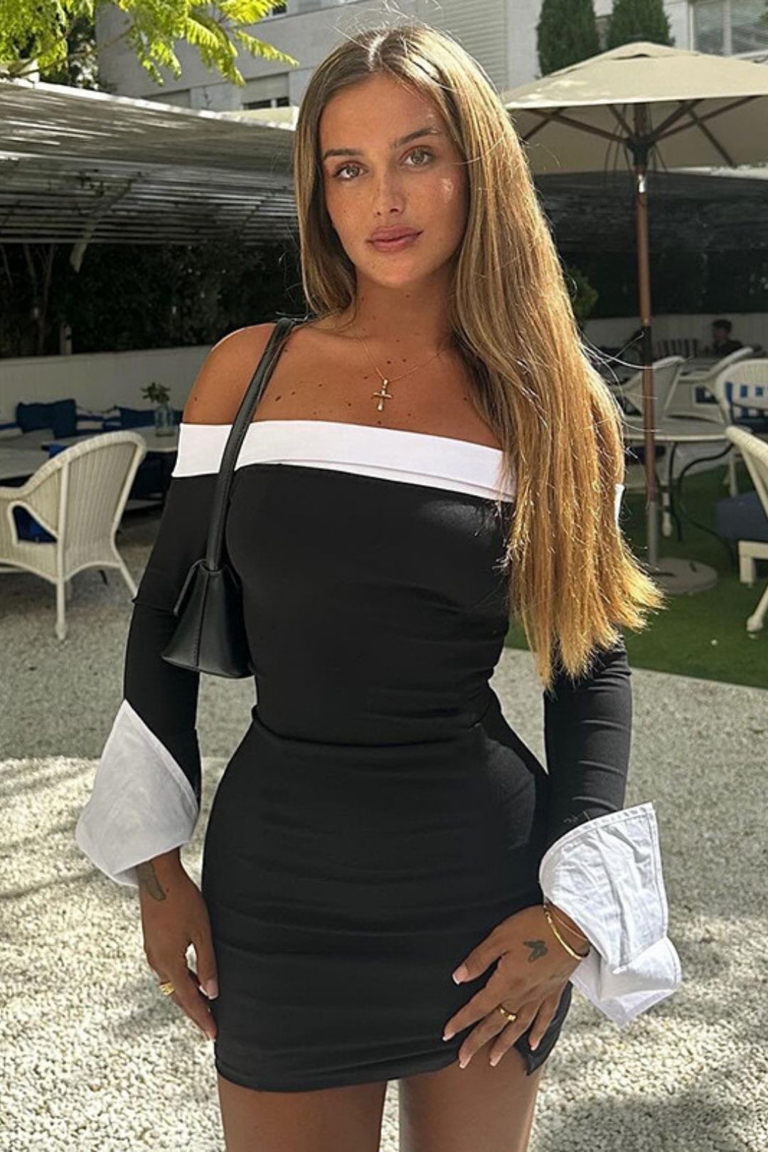 Sexy Long-sleeved One-shoulder Dress
