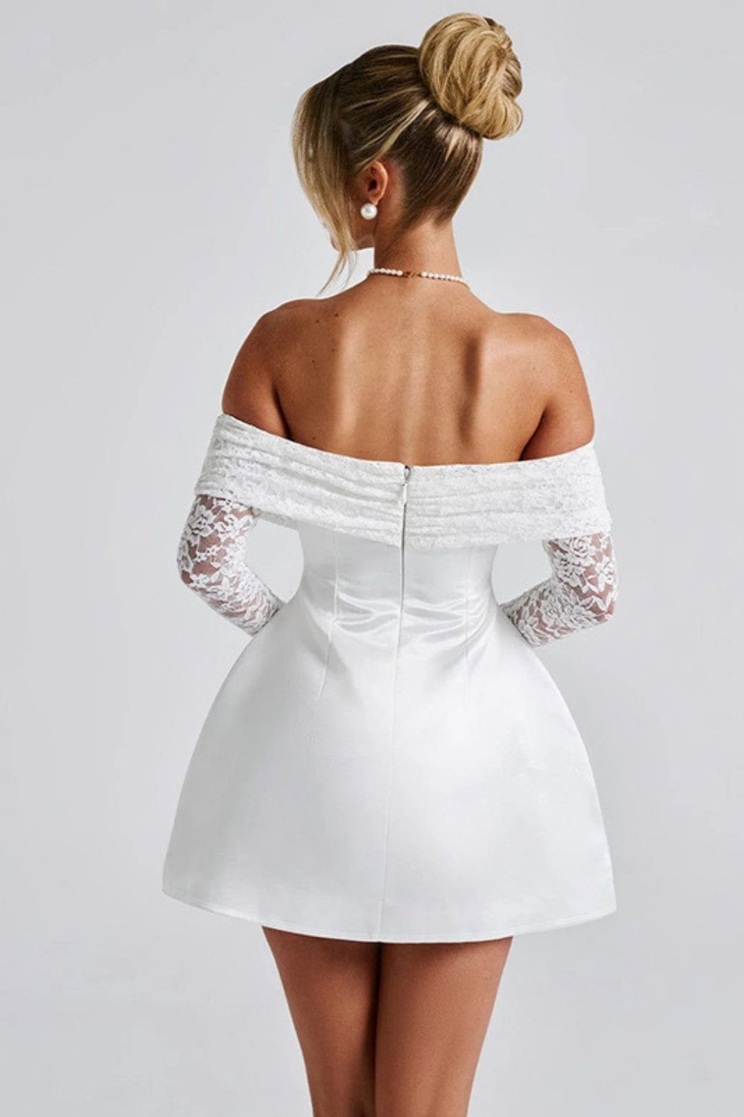 Sexy Slim One Shoulder Lace Splicing Long Sleeve Dress