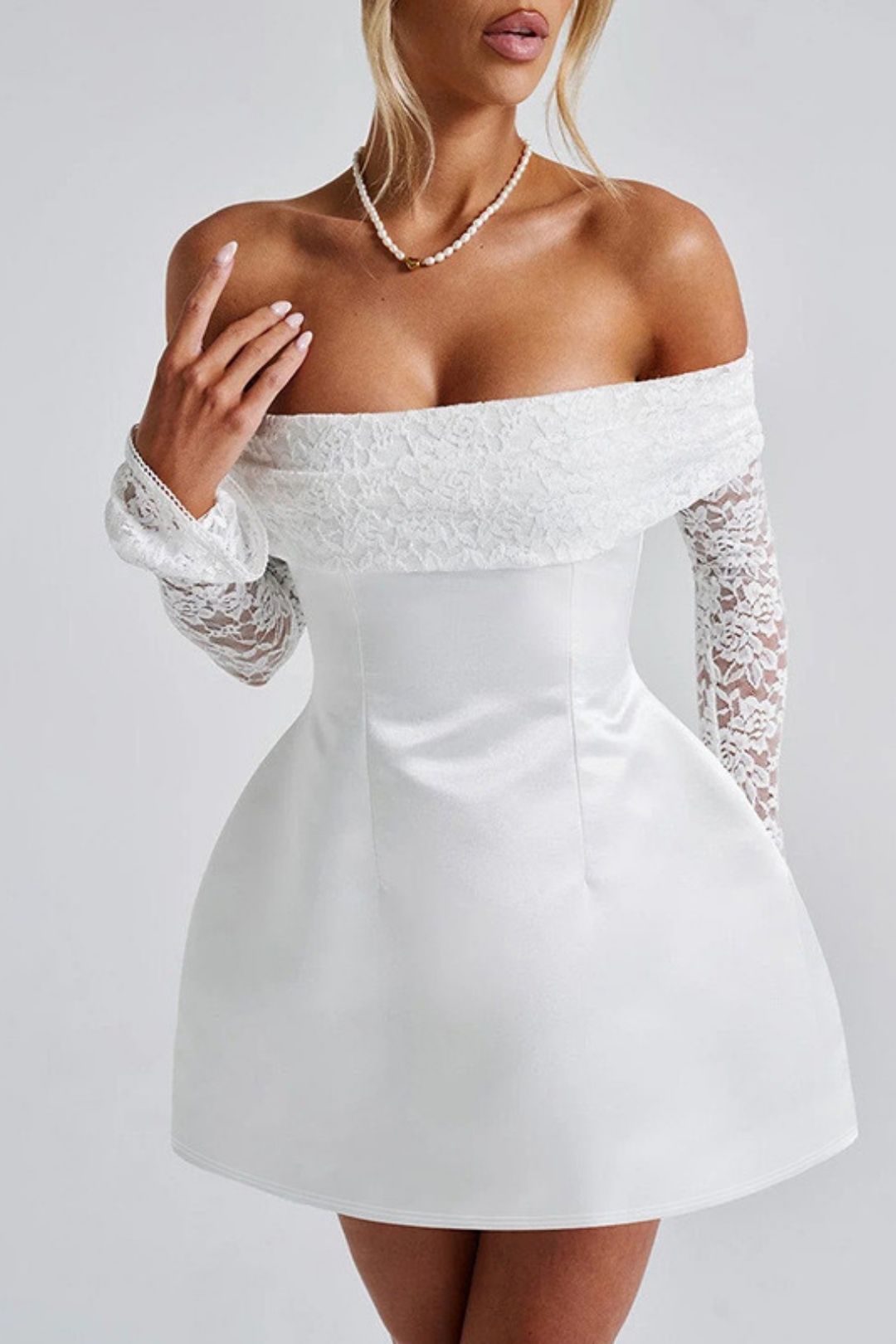 Sexy Slim One Shoulder Lace Splicing Long Sleeve Dress