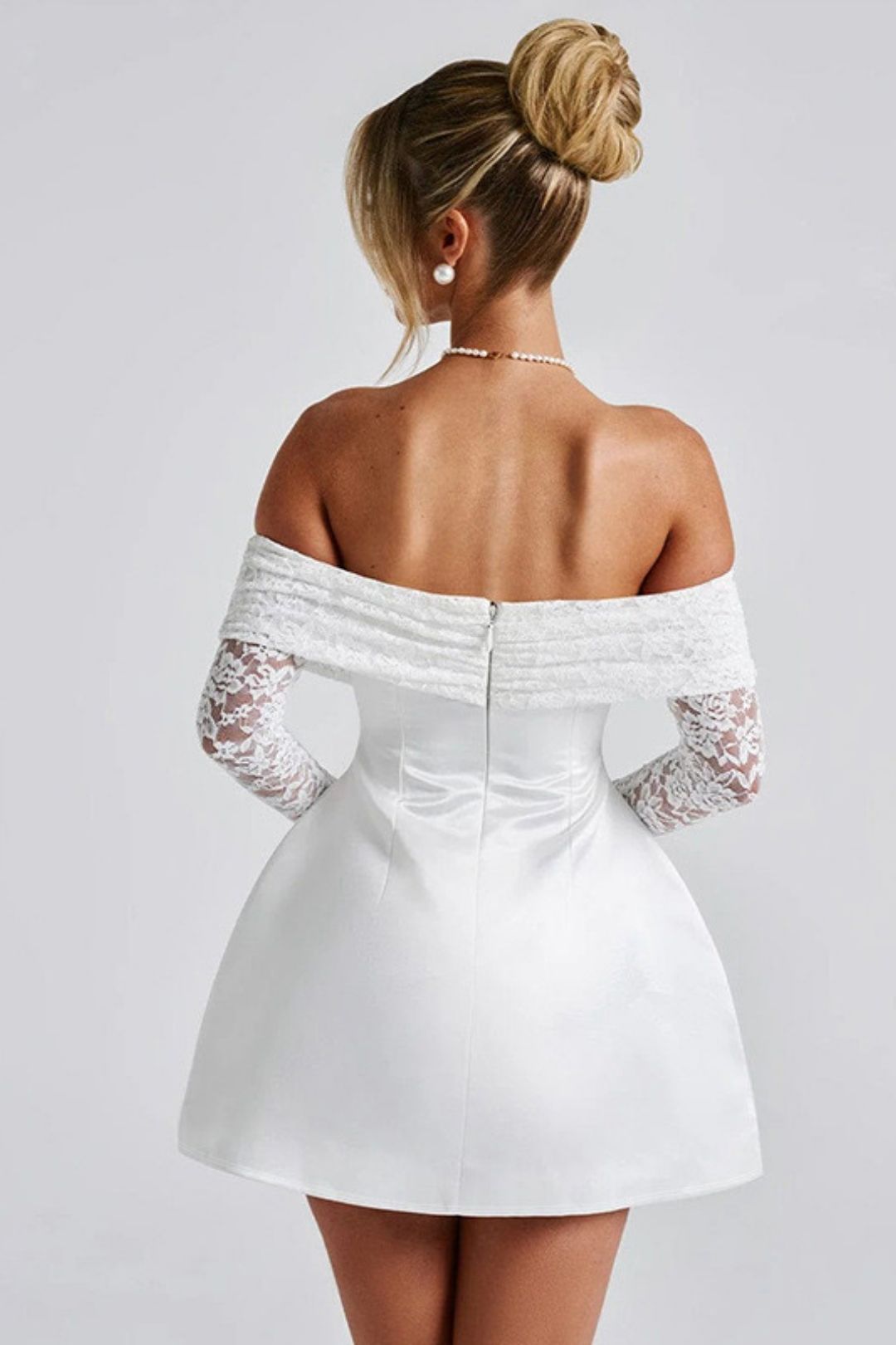 Sexy Slim One Shoulder Lace Splicing Long Sleeve Dress