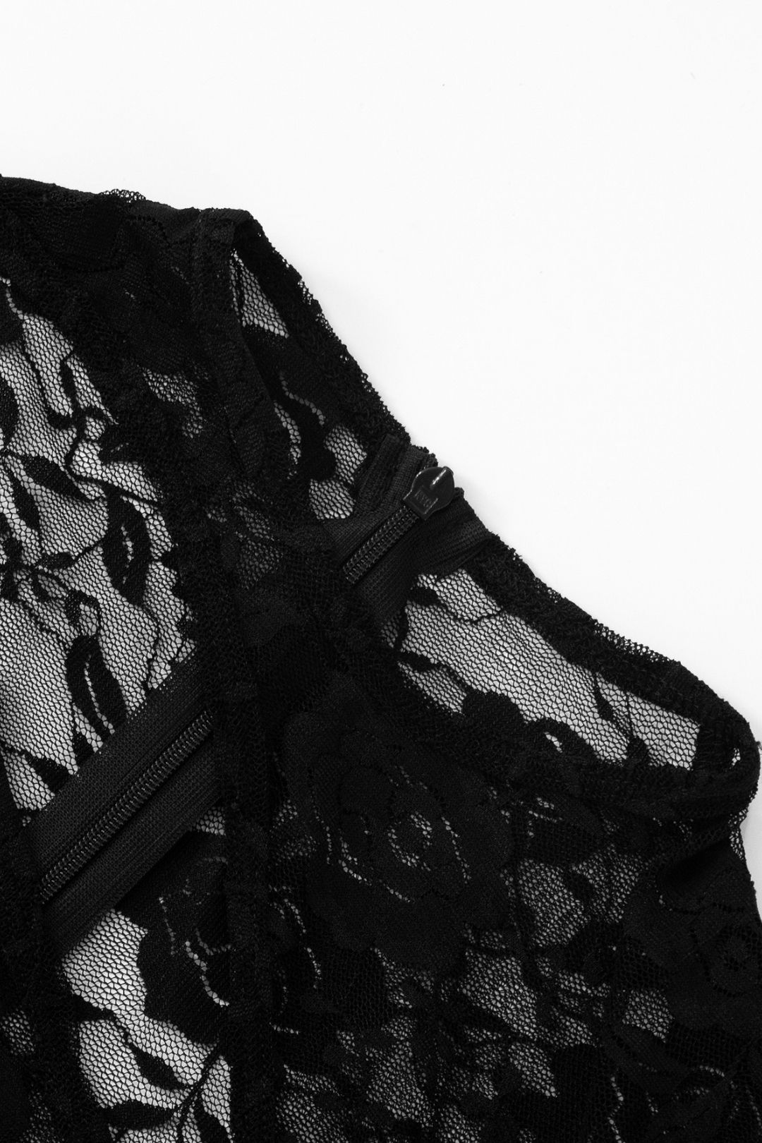 Sexy Lace Stitching Hollow Sleeveless Tight Jumpsuit Shorts