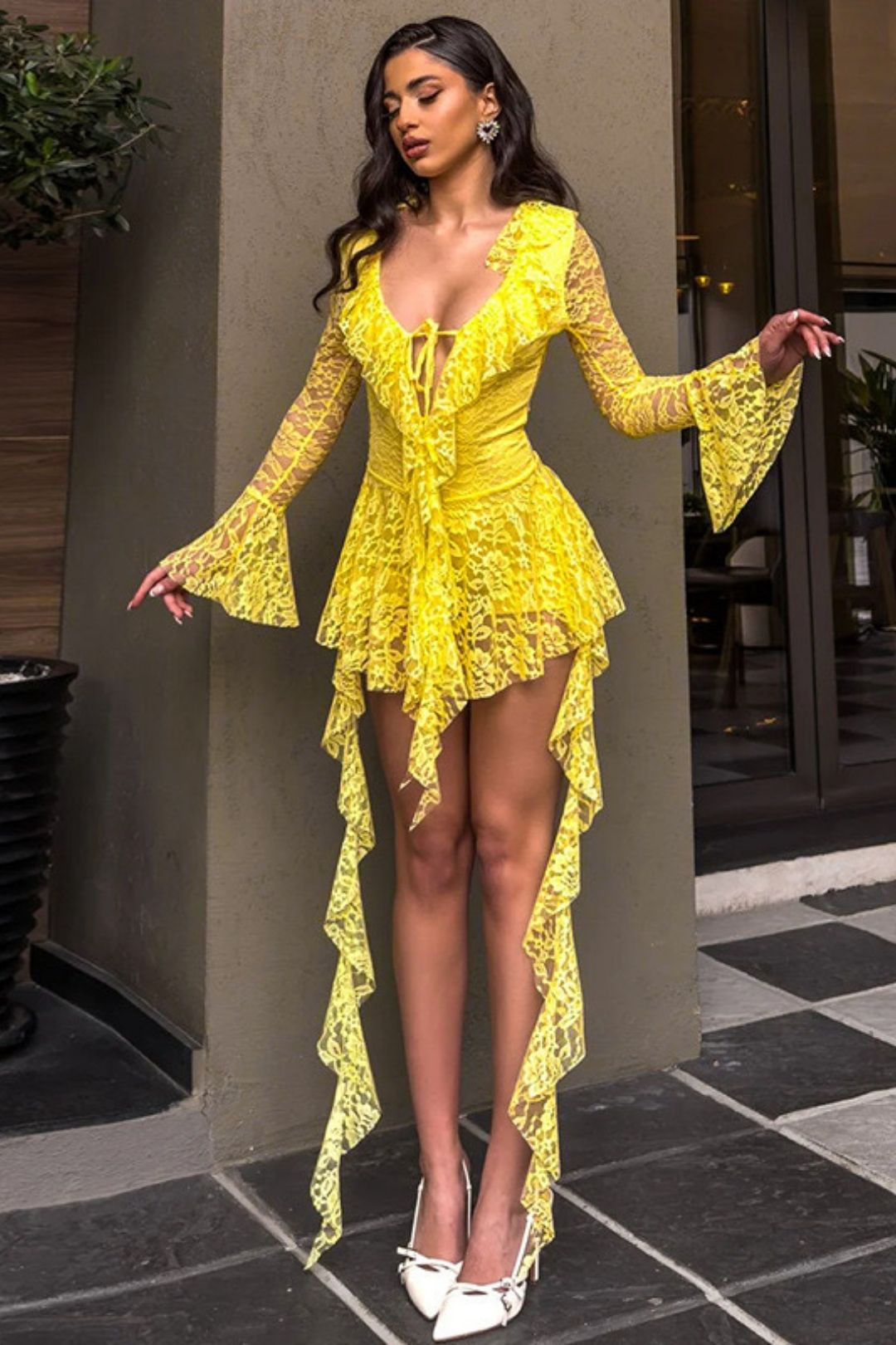 Sexy Lace Ribbon Rope Long-sleeved Trumpet Sleeve