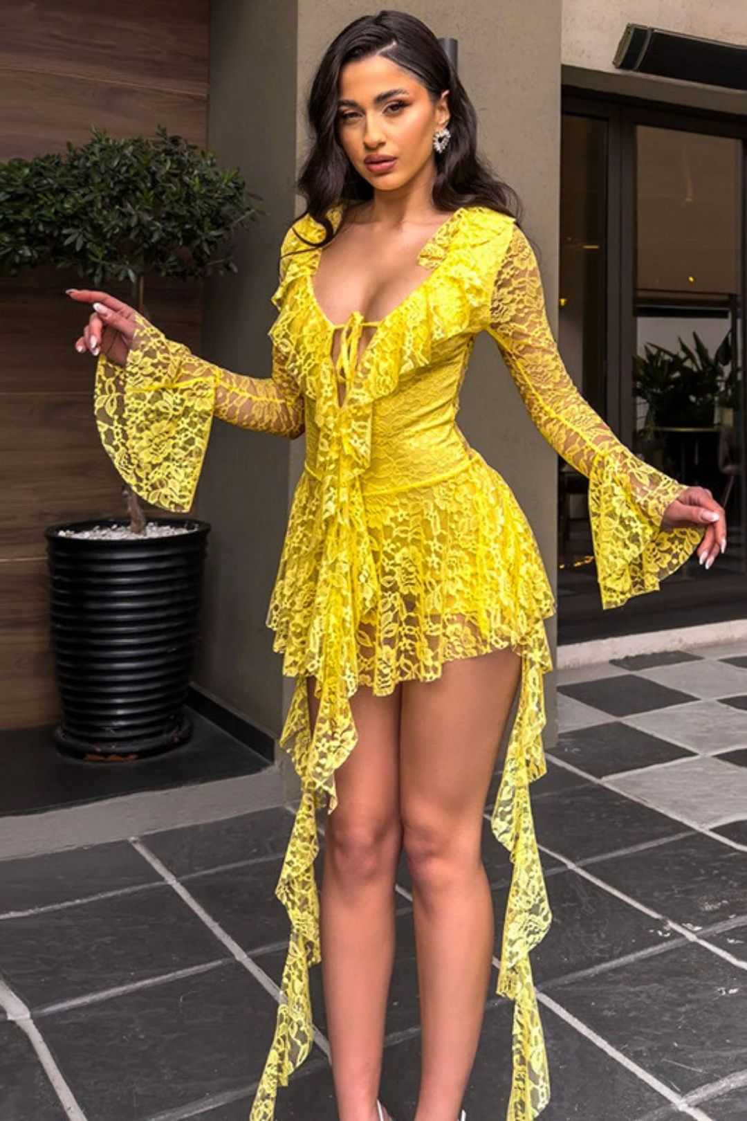 Sexy Lace Ribbon Rope Long-sleeved Trumpet Sleeve