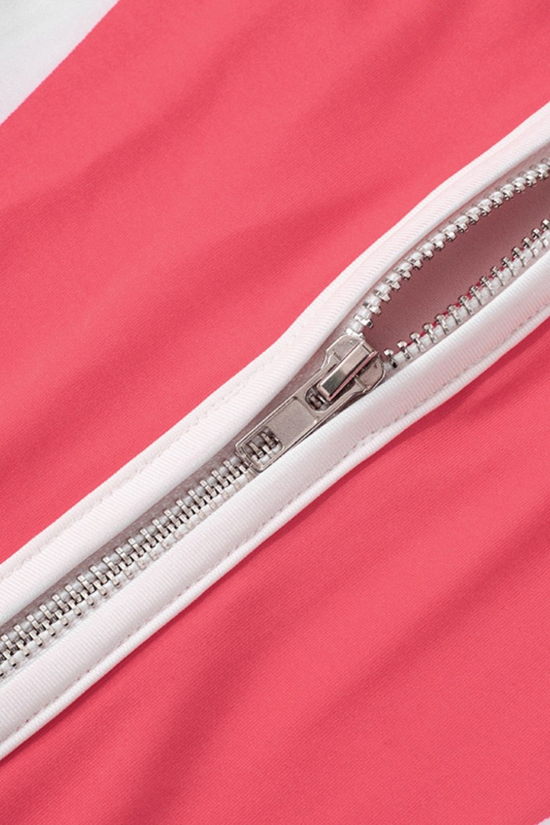 Short-sleeved Fashion Zipper Hooded Hip-wrapped Short Jumpsuit