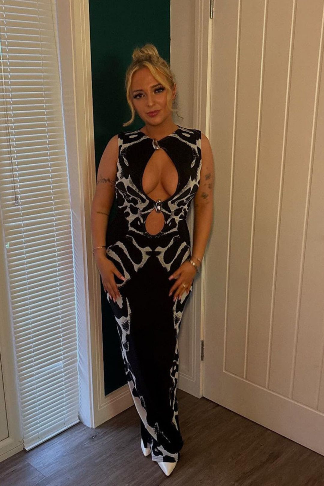 Printed Leopard  Originally Hollow Sleeveless Waist Sexy Dress