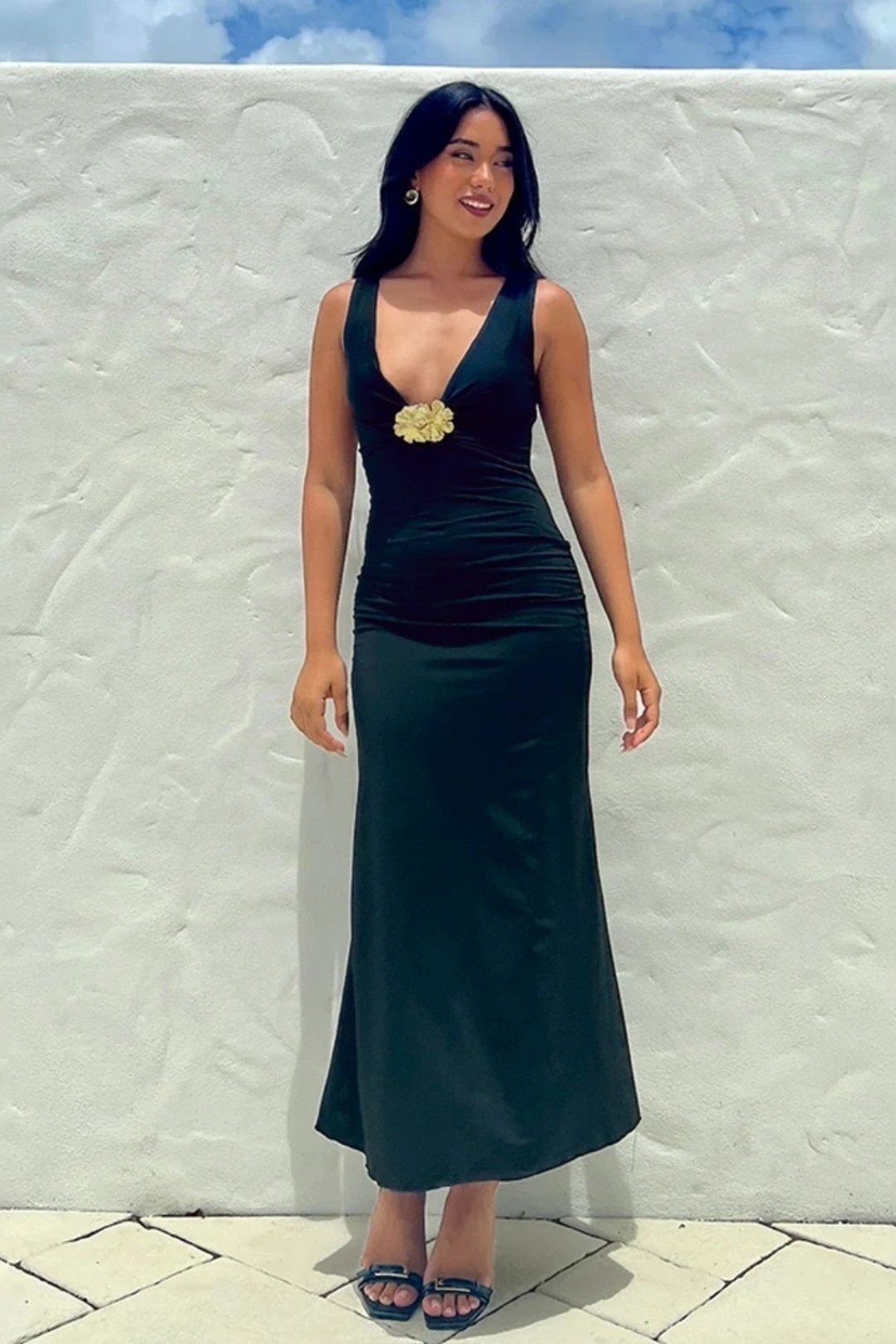 Solid Color Dress Cross-border Hot Selling Sexy V-neck Hip Long Skirt