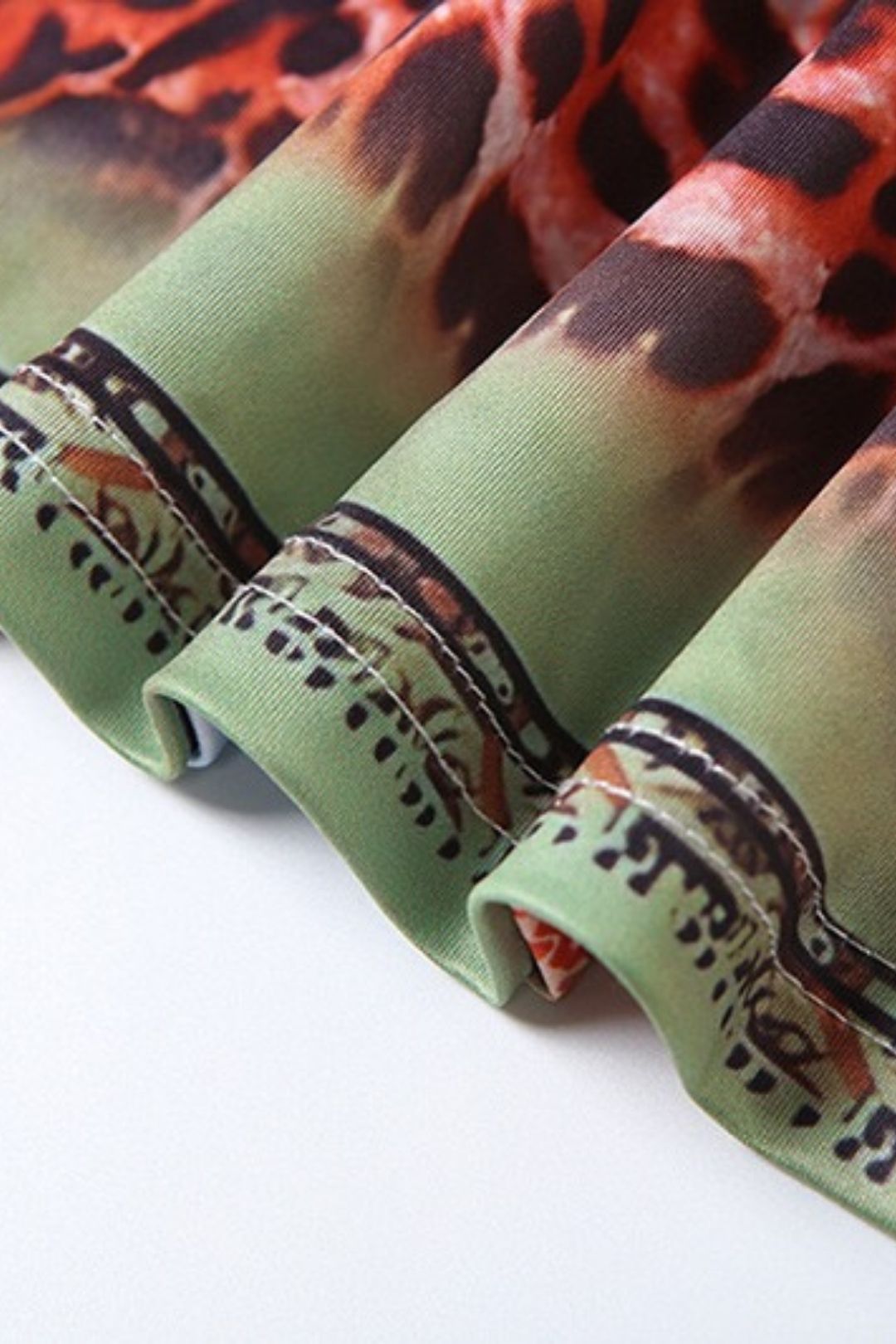 Sexy Navel-baring Lace-up Fashion Printed Bikini Three-piece Suit