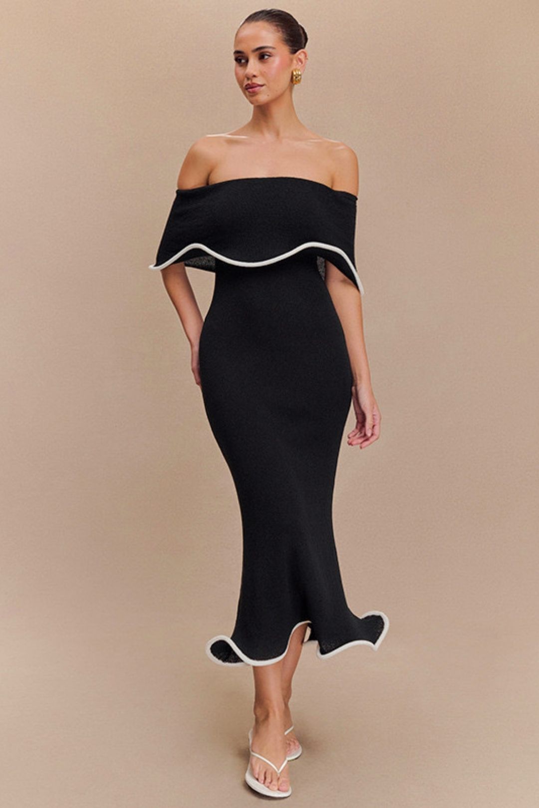 One-shoulder Off-shoulder Contrast Waist Ruffled Tube Top Dress