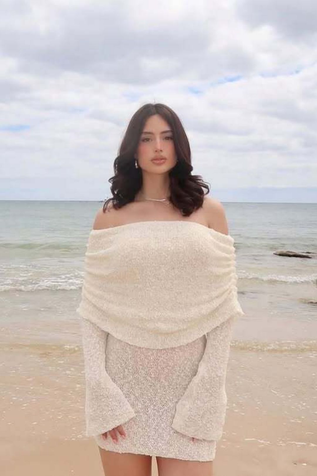 Sexy Short Skirt High-end Knitted Hollow One-shoulder Dress