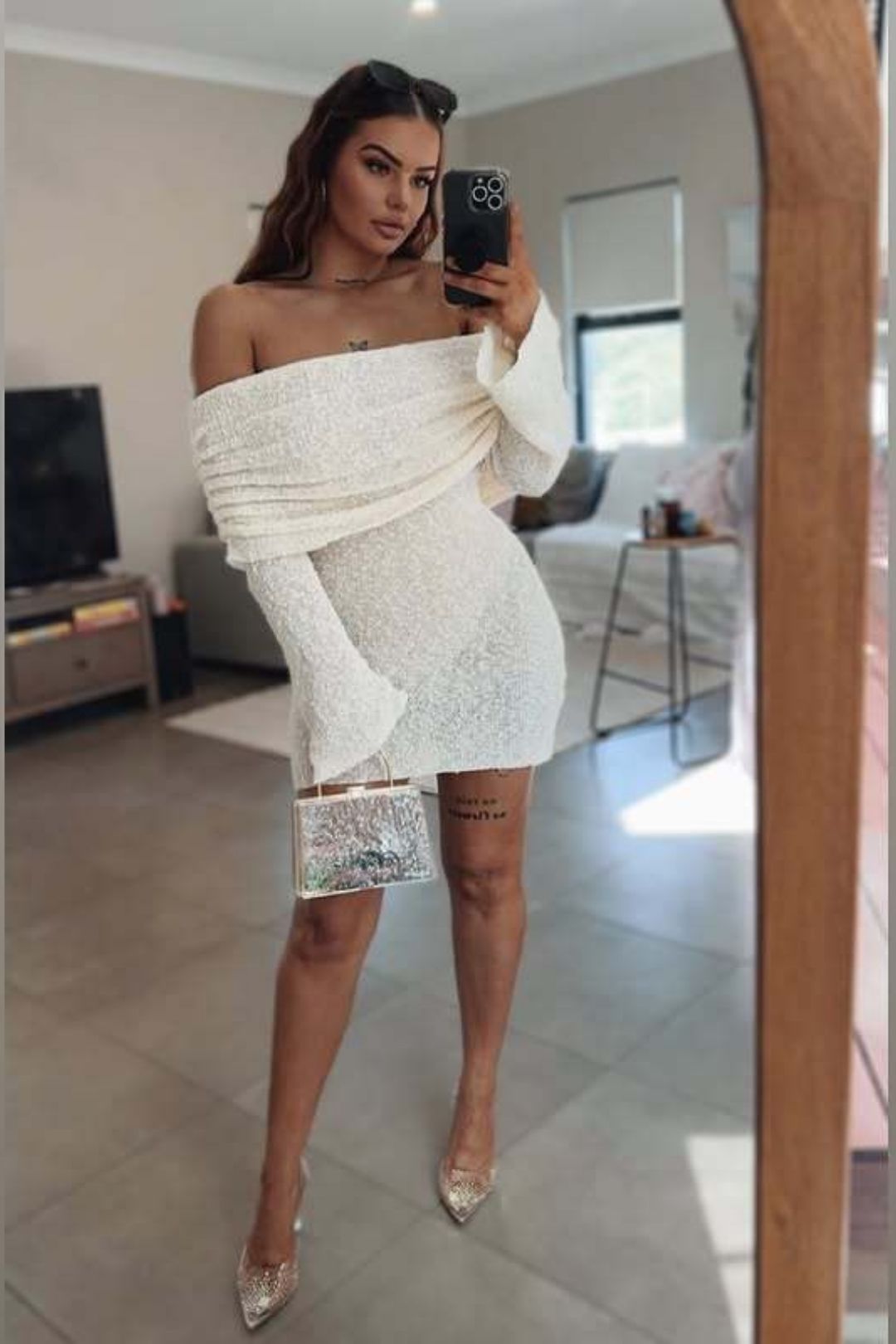 Sexy Short Skirt High-end Knitted Hollow One-shoulder Dress