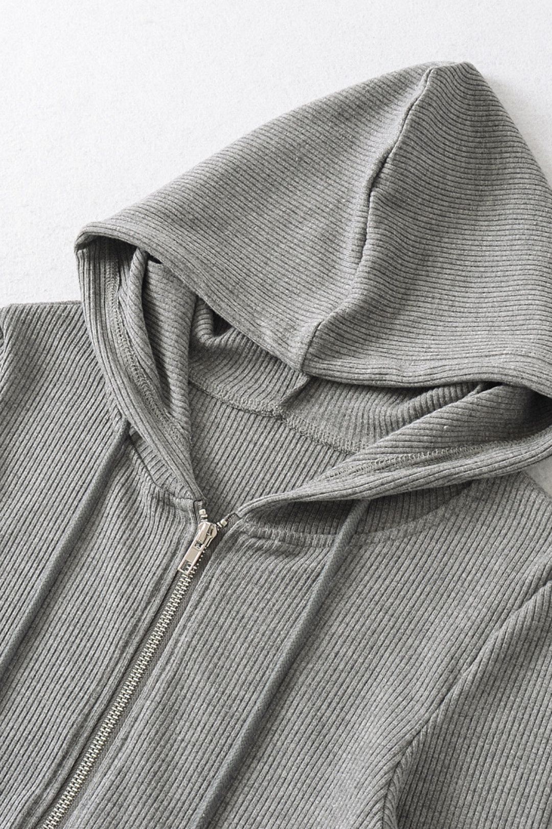 Short Long-sleeved Top With Cuffs, Slim Fit, Flared Trousers, Knitted Suit