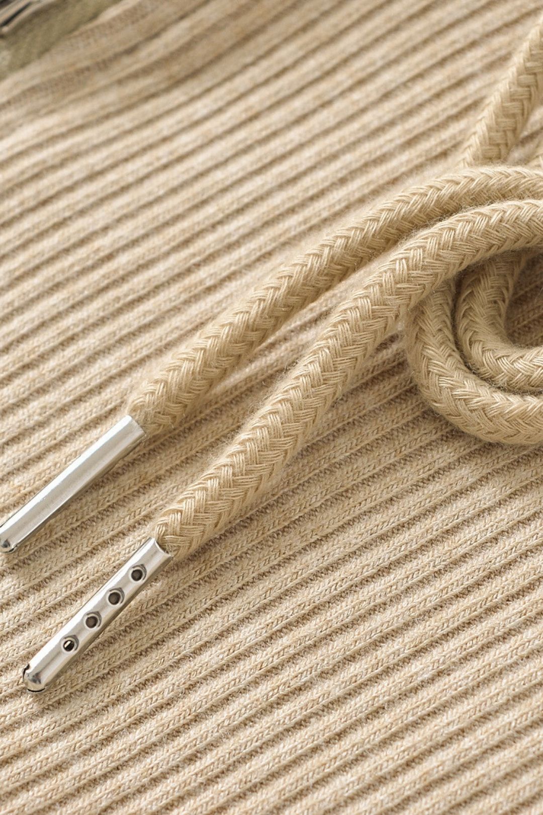 Short Long-sleeved Top With Cuffs, Slim Fit, Flared Trousers, Knitted Suit