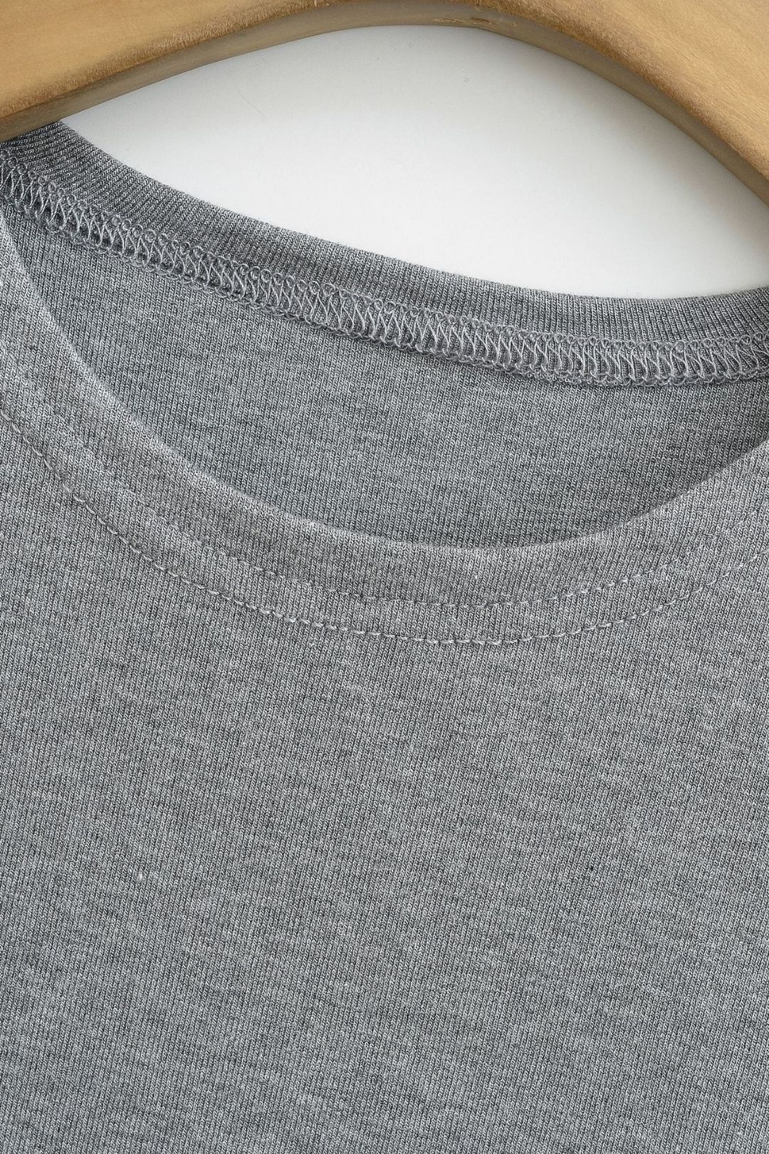 Round Neck Flying Sleeves Gray T-shirt