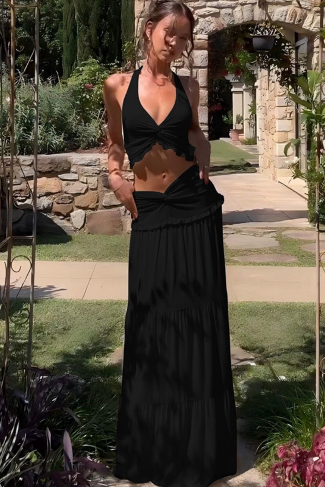 Sexy V-neck Wood Ear Edge Halter Neck Suspender Detail Twist Long Skirt Suit