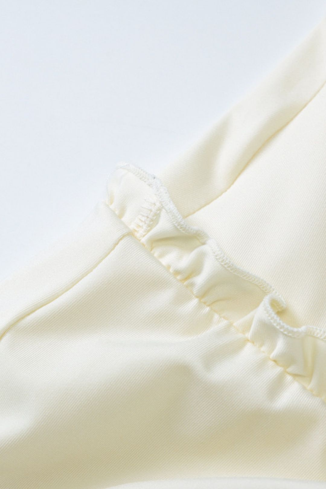 Sexy V-neck Wood Ear Edge Halter Neck Suspender Detail Twist Long Skirt Suit