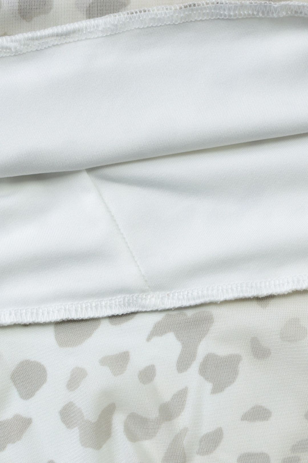 Sexy Deep V Hip-wrapped Wood Ear-edge Halter Neck Dress