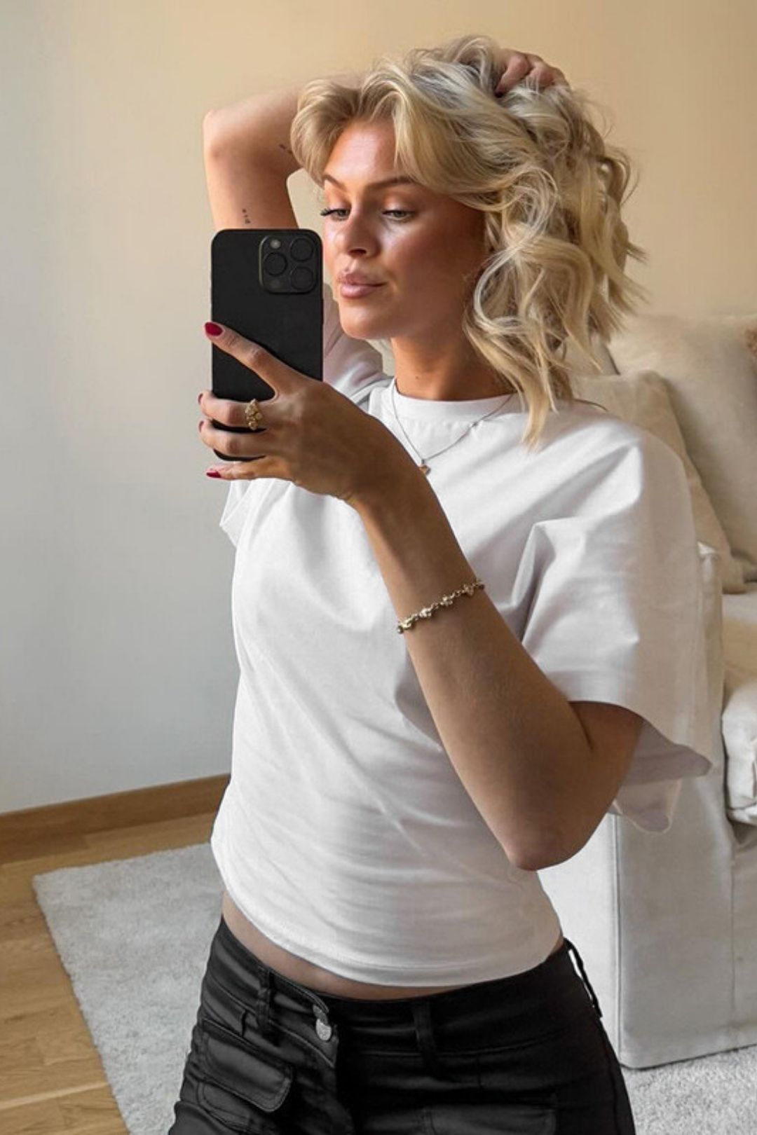 Short-sleeved T-shirt