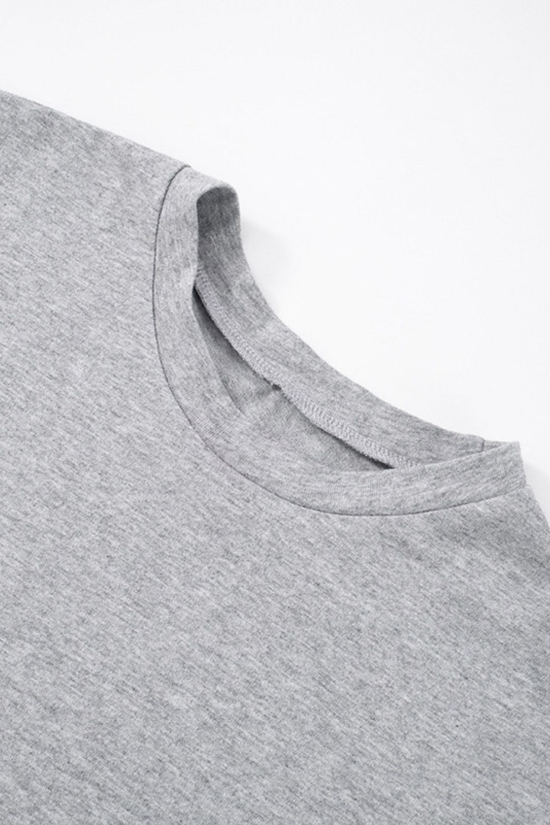 Short-sleeved T-shirt