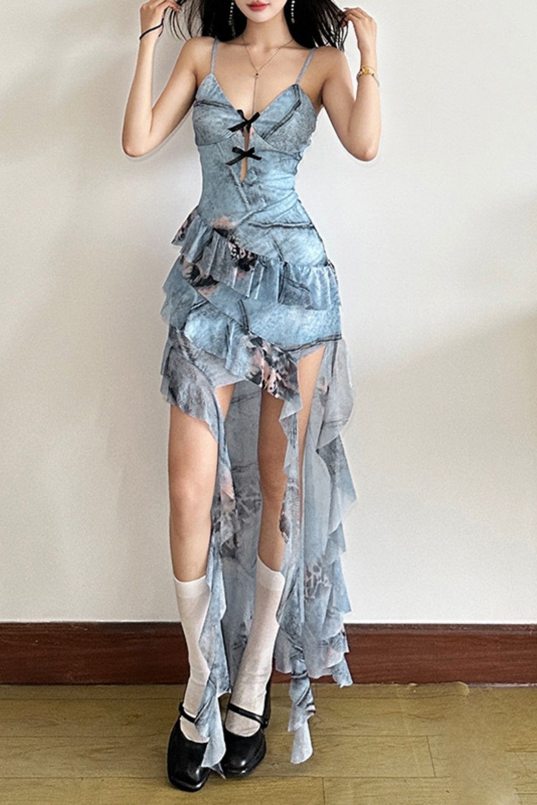 Solid Color High Waist Fashionable V-neck Suspender Sleeveless Dress