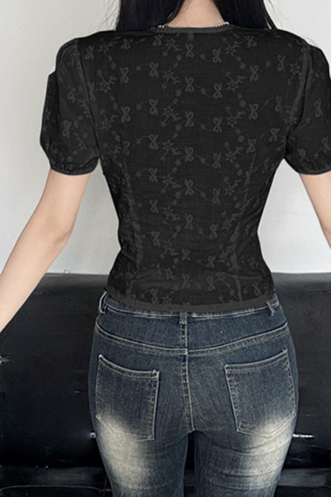 Short Sleeve T-SHIRT Deep V-neck Lace Waisted Bottoming Shirt