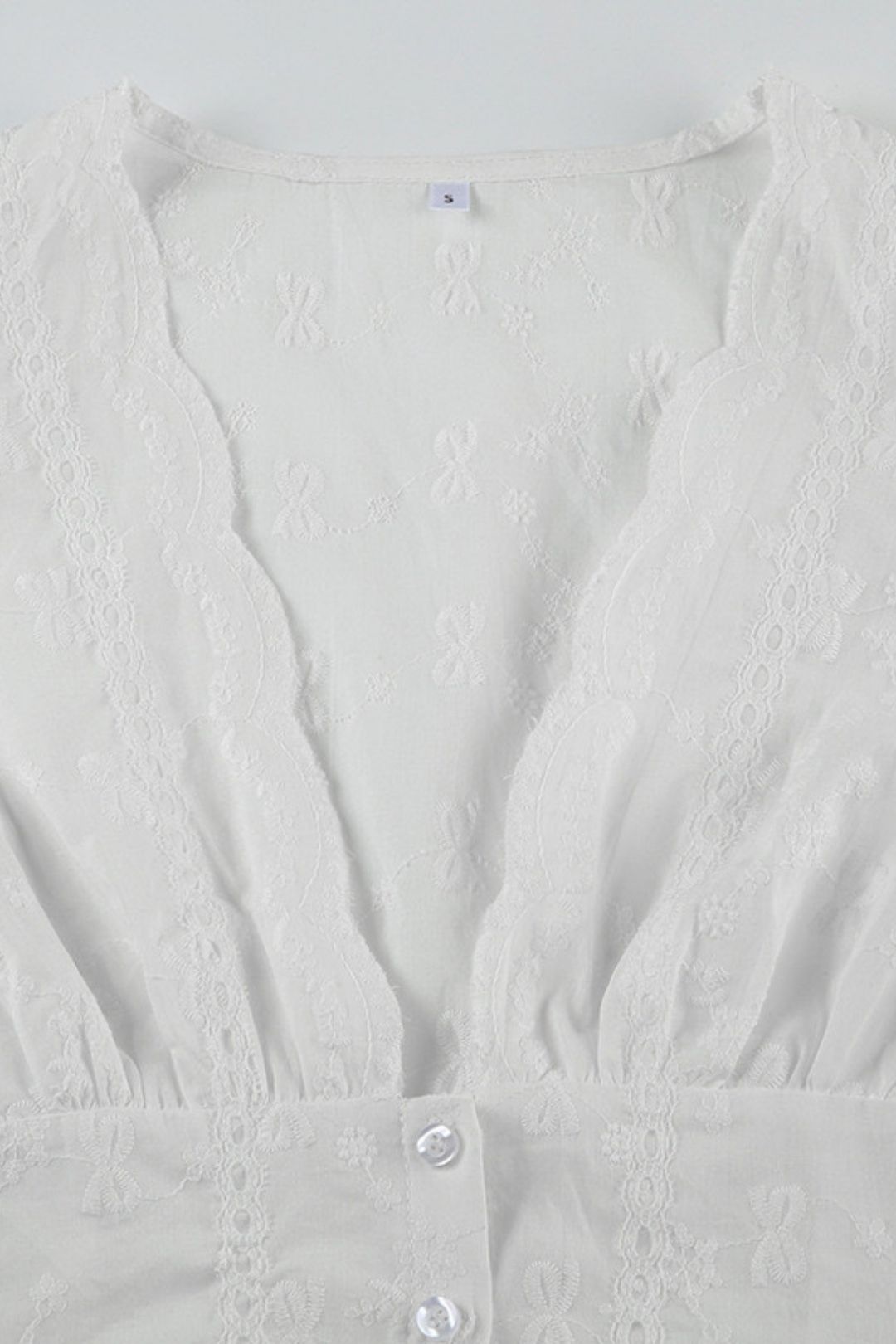 Short Sleeve T-SHIRT Deep V-neck Lace Waisted Bottoming Shirt