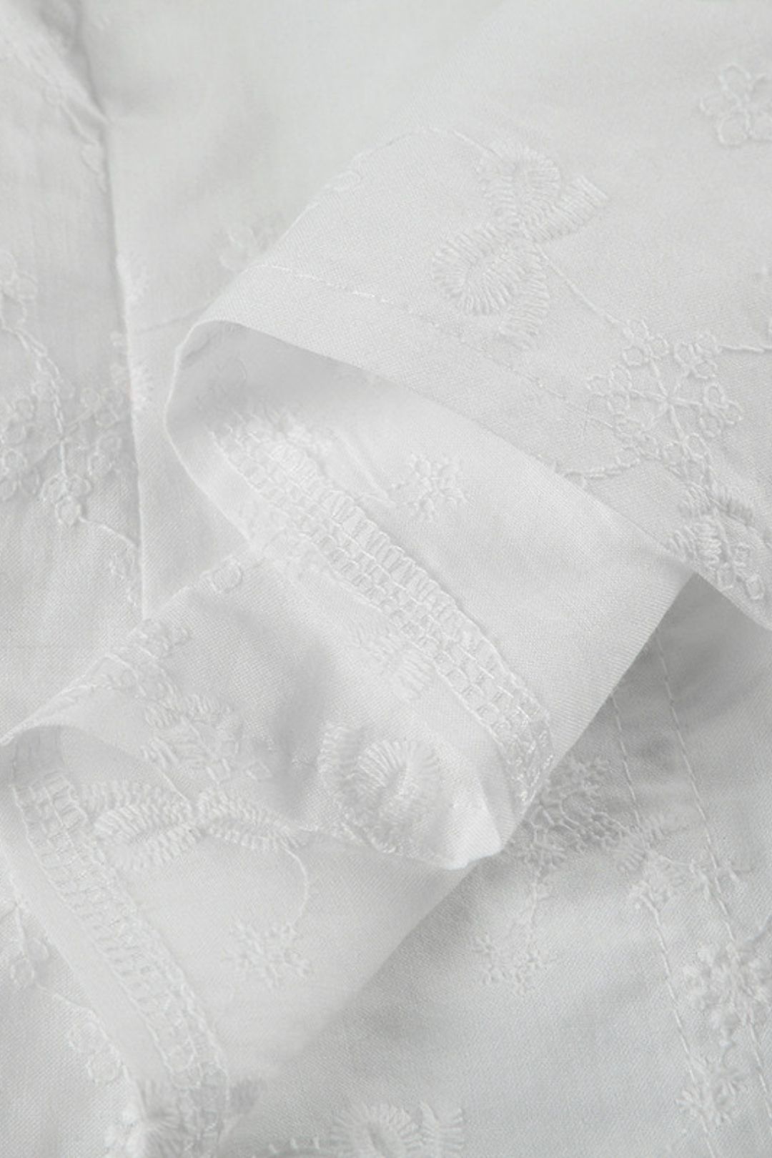 Short Sleeve T-SHIRT Deep V-neck Lace Waisted Bottoming Shirt