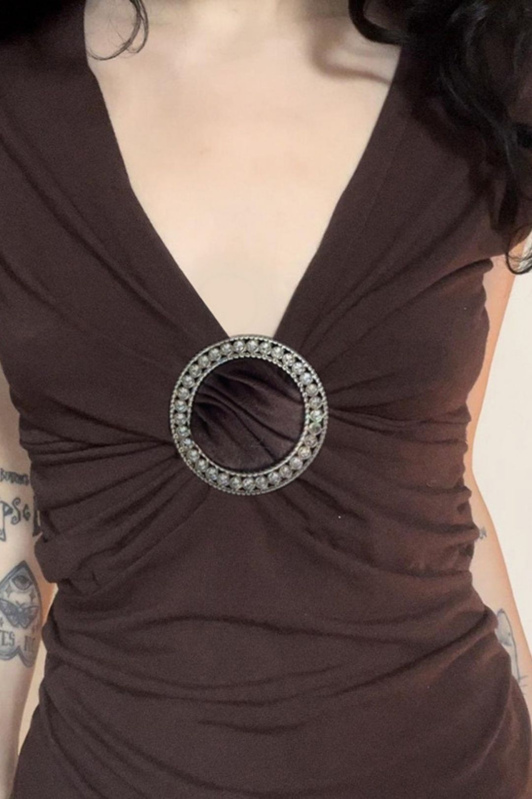 V-neck Gem Ring Decoration Waist Slimming Knitted Vest