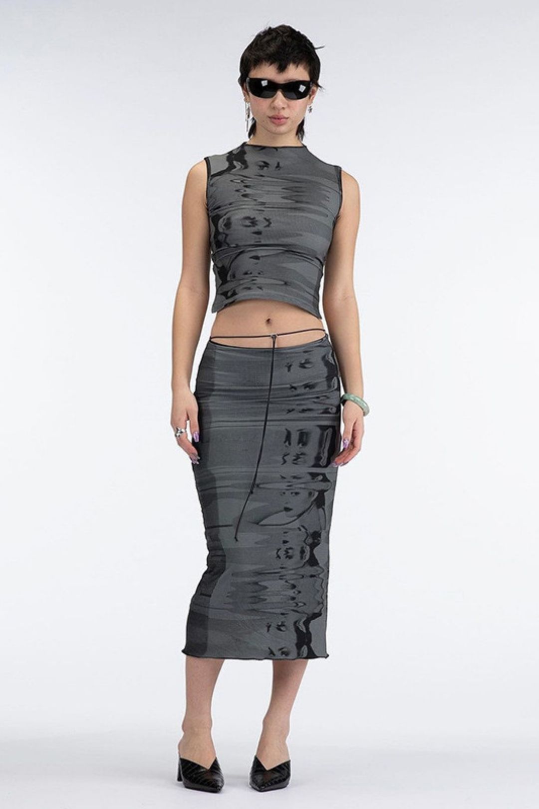 Sleeveless Round Neck Printed Contrast Color Strap Backless Hollow Vest