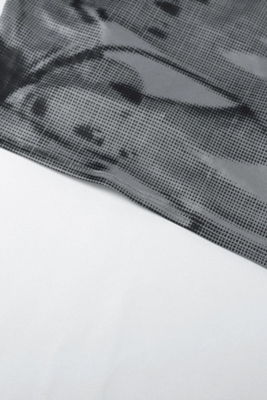 Sleeveless Round Neck Printed Contrast Color Strap Backless Hollow Vest