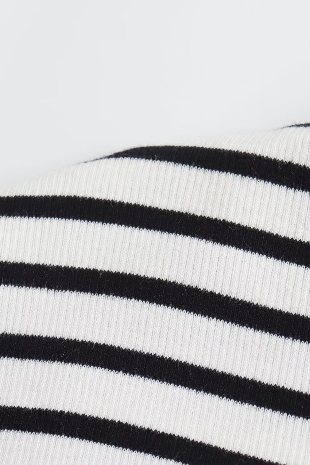 Round Neck Short Sleeve Bodysuit