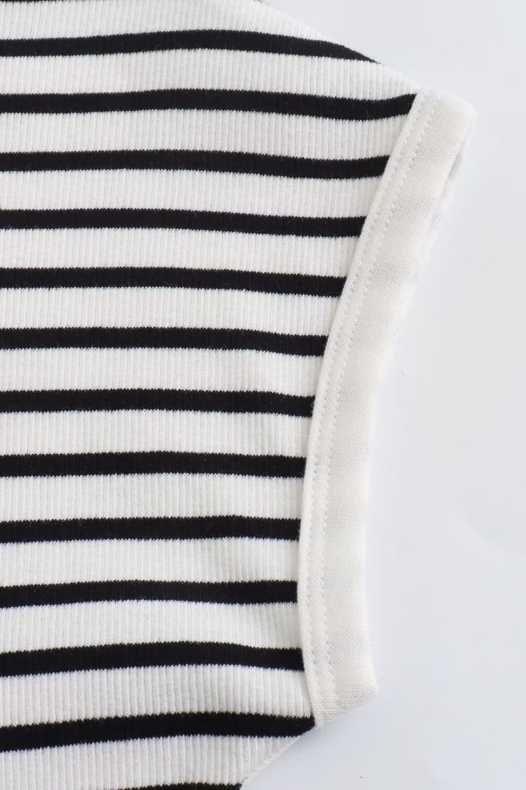 Round Neck Short Sleeve Bodysuit