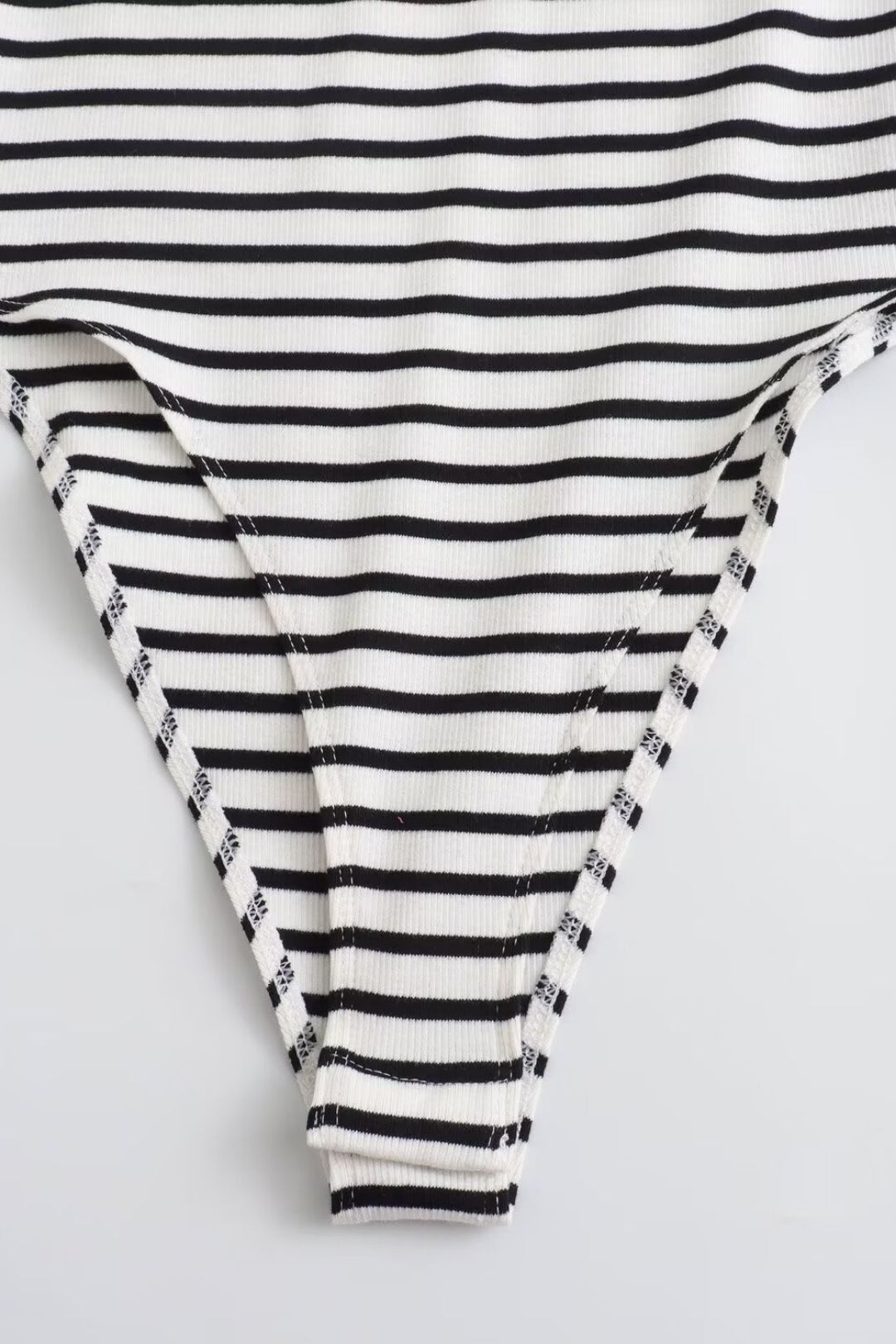 Round Neck Short Sleeve Bodysuit