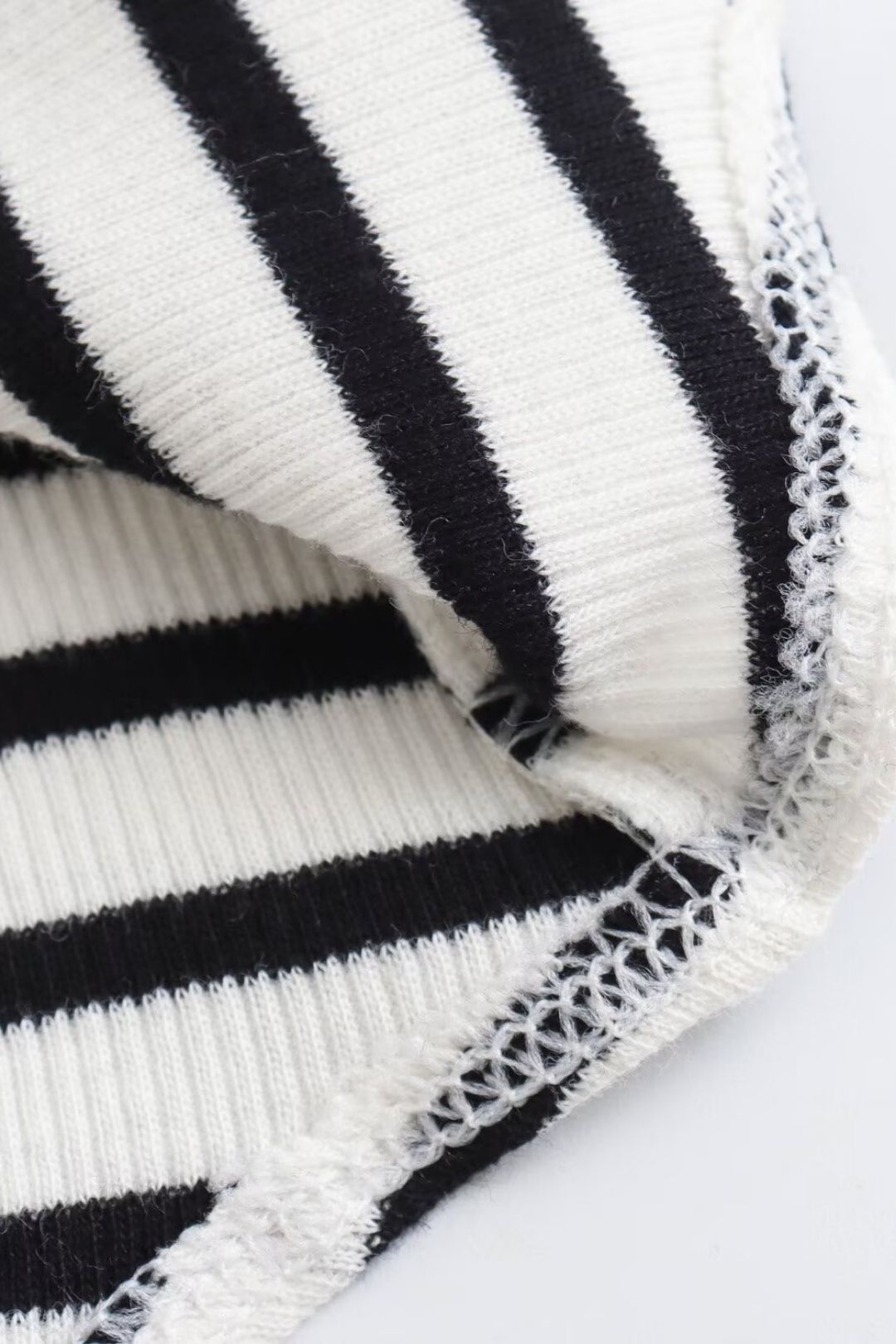 Round Neck Short Sleeve Bodysuit