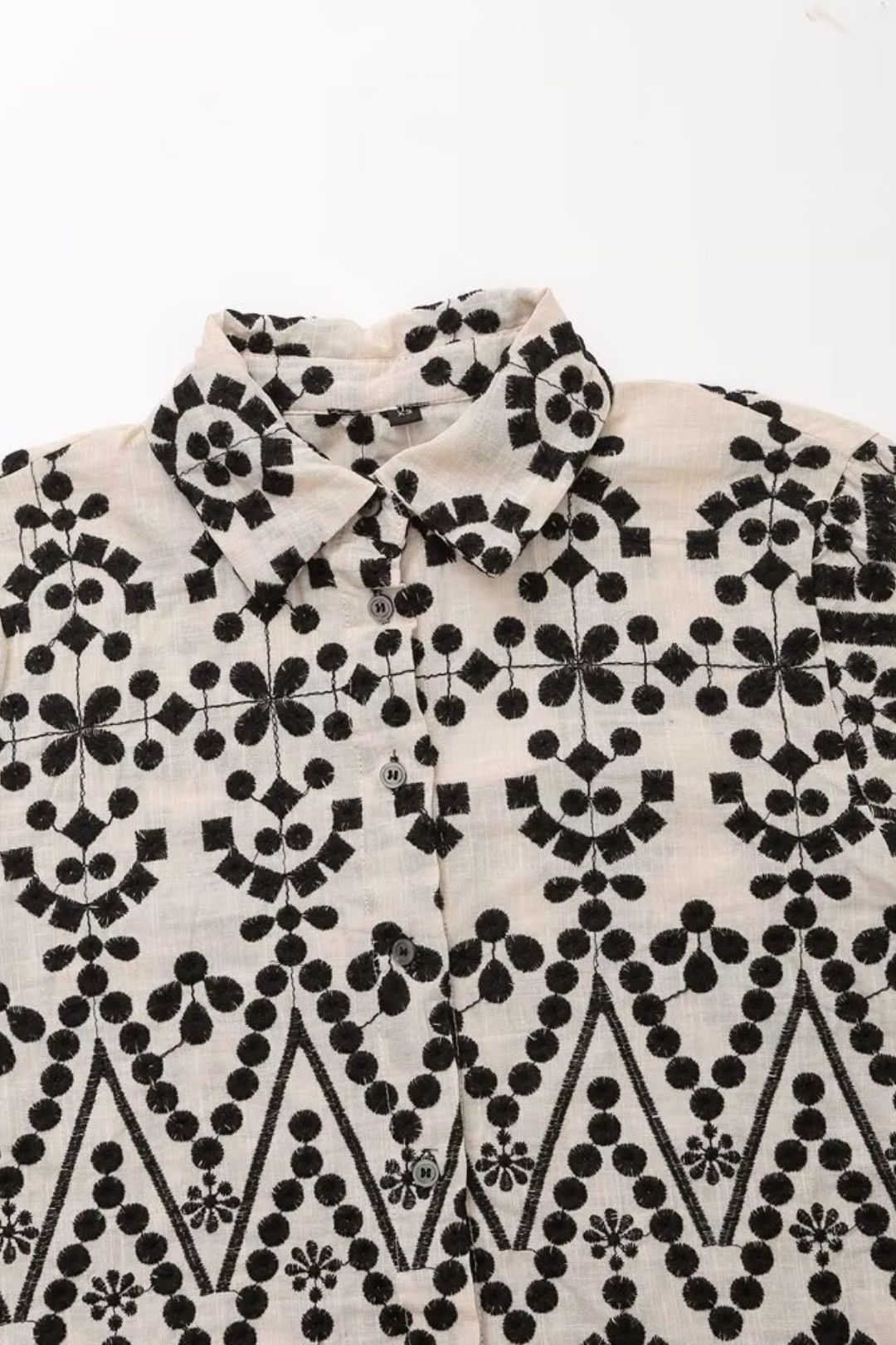 Contrast Color Embroidery Shirt High Waist Shorts Pants