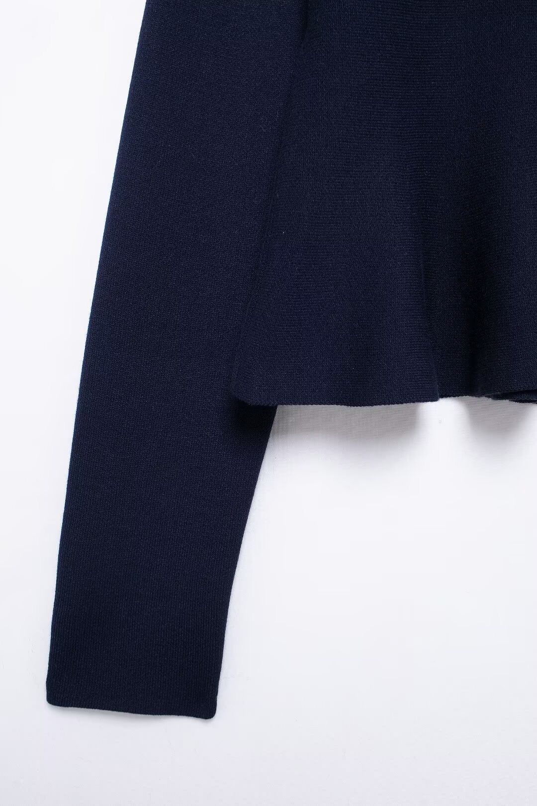 Short Skirt Hem Flat Needle Suit