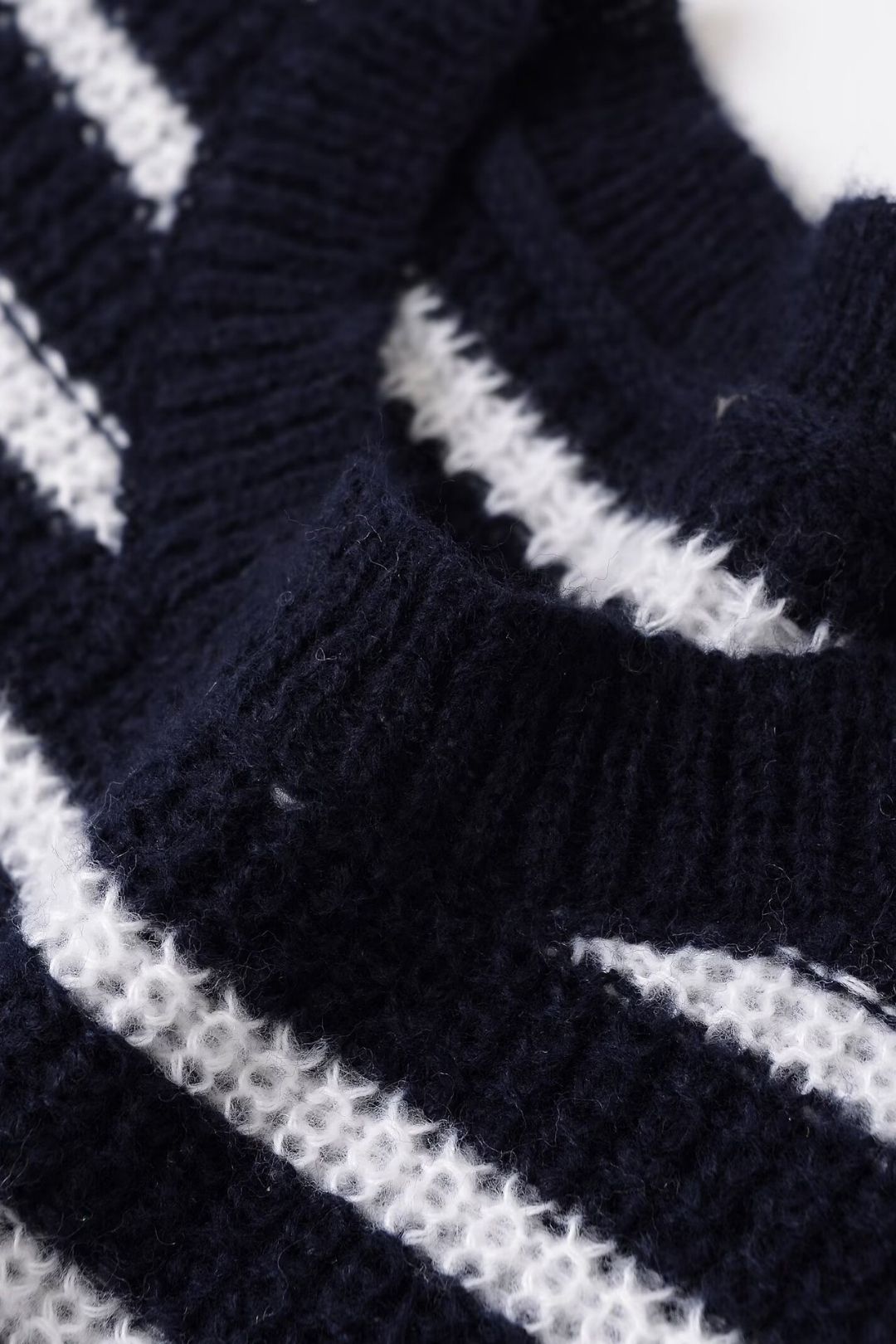 Black And White Knitted Tight Short Sleeve Dress