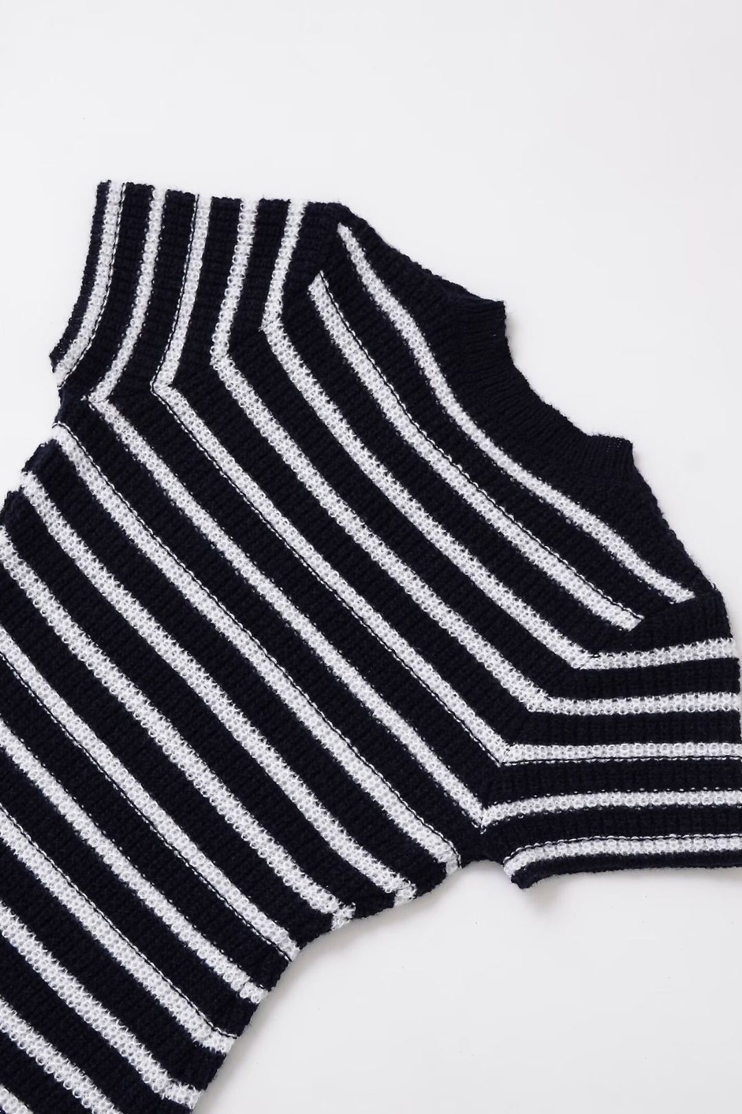 Black And White Knitted Tight Short Sleeve Dress