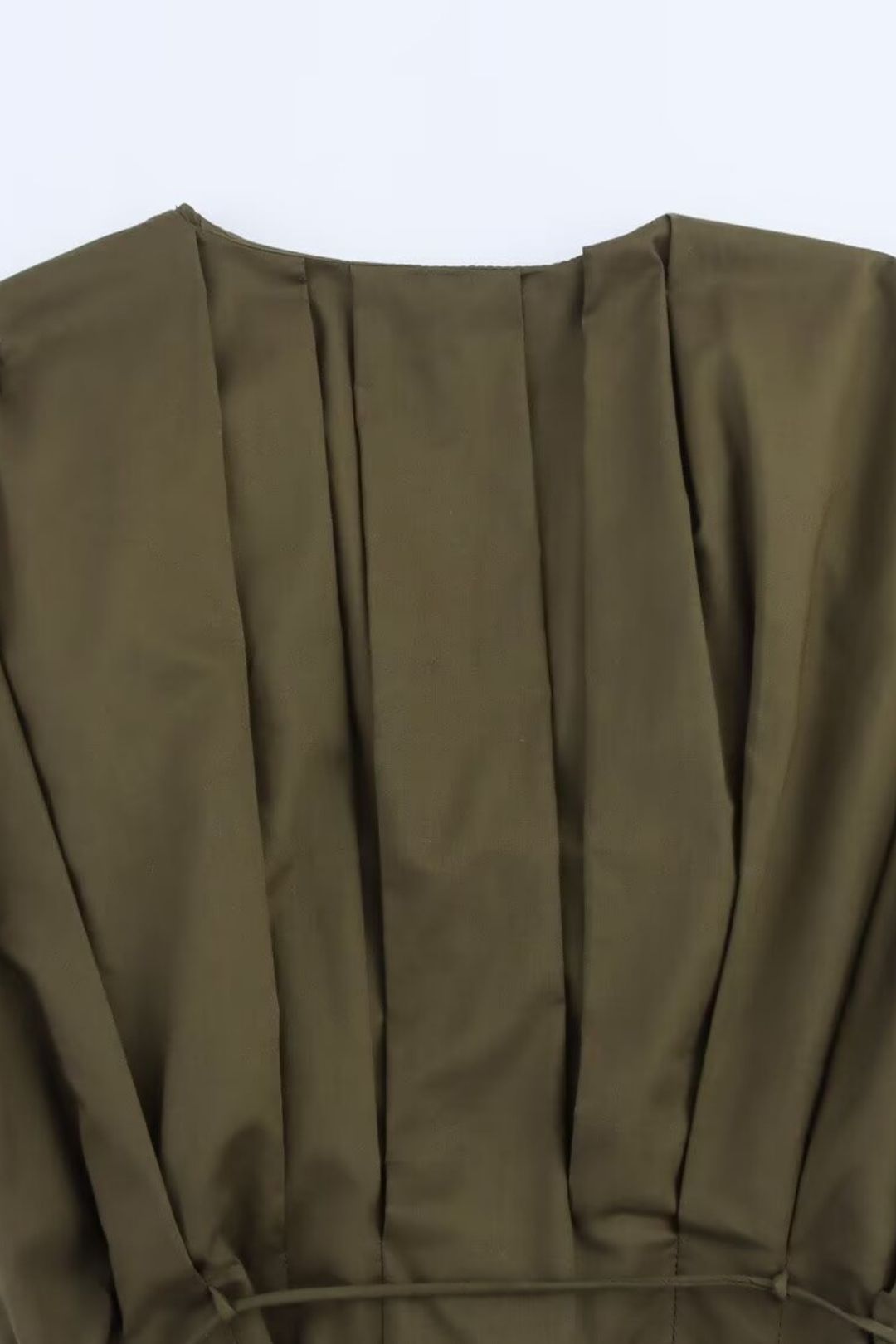 Slim Fit Pleated Drop Shoulder Short Sleeve Midi Dress