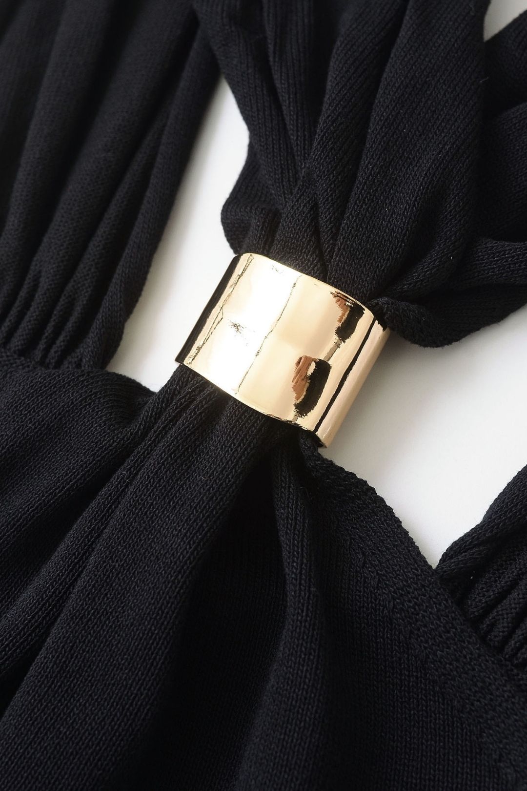 Slim Gold Inlaid Knitted Halter Neck Dress