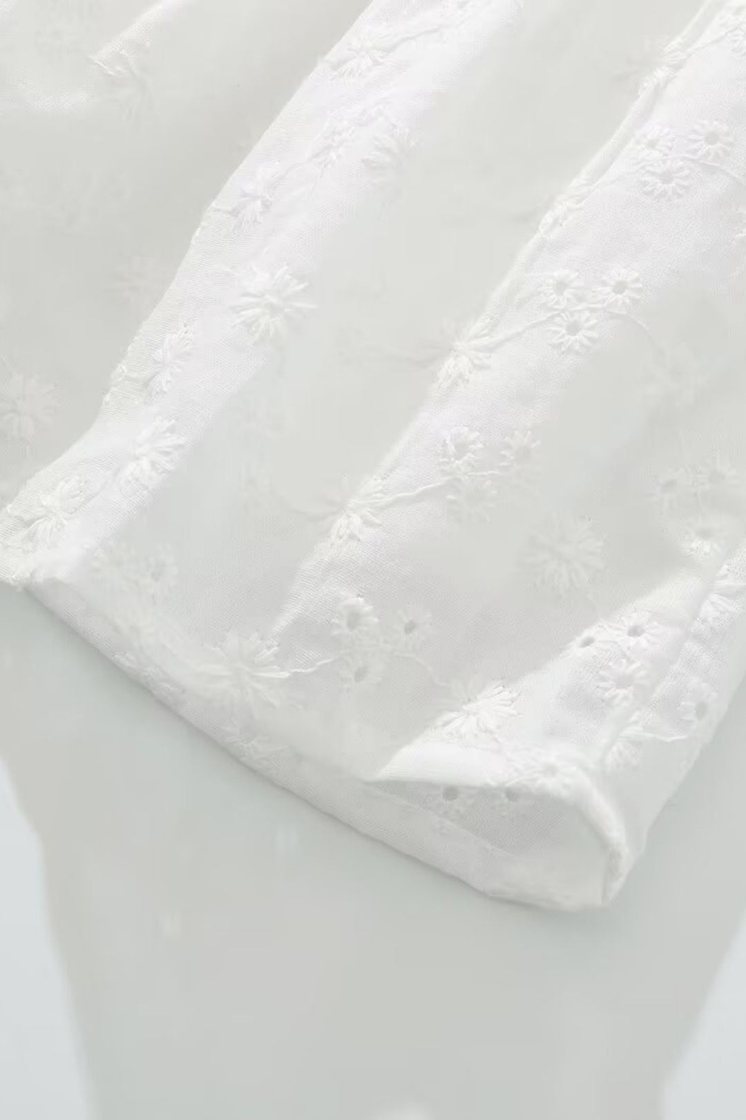 Niche Tight Waist Slimming Lace Design Short Skirt