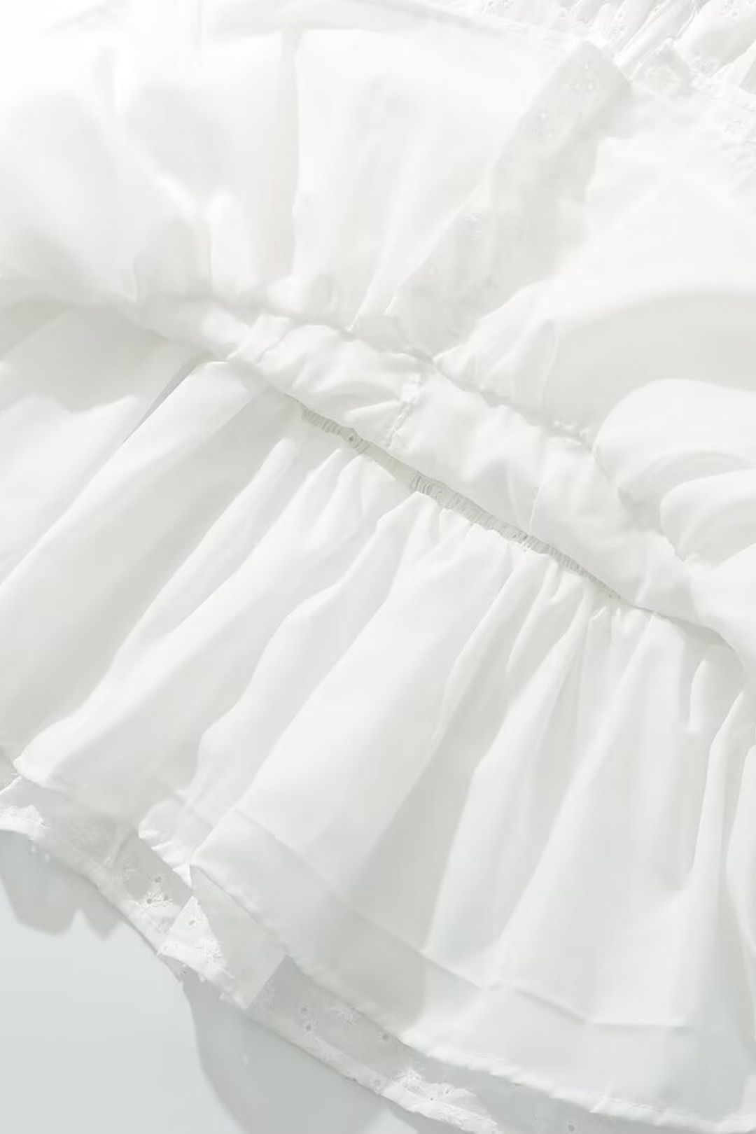 Niche Tight Waist Slimming Lace Design Short Skirt