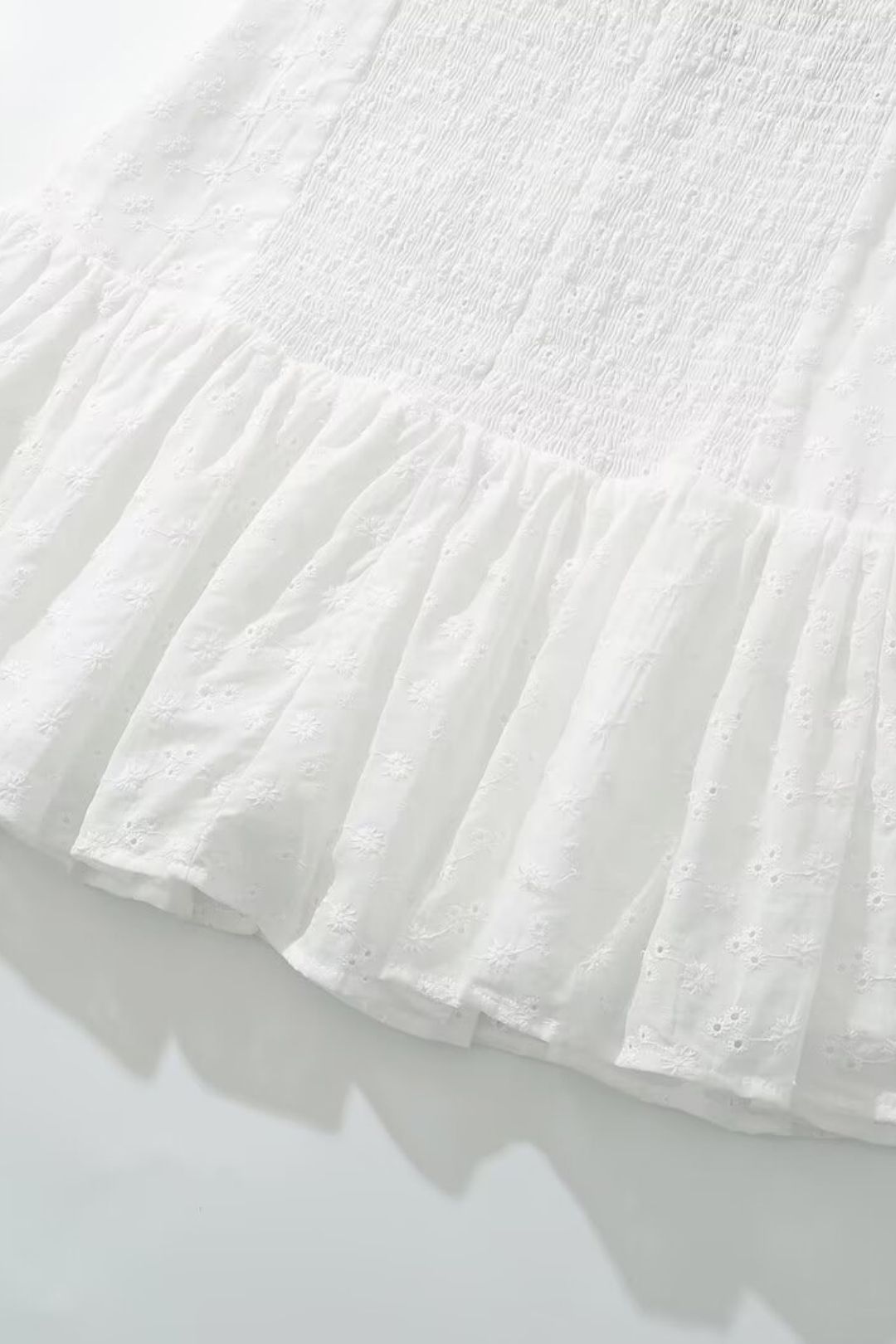 Niche Tight Waist Slimming Lace Design Short Skirt