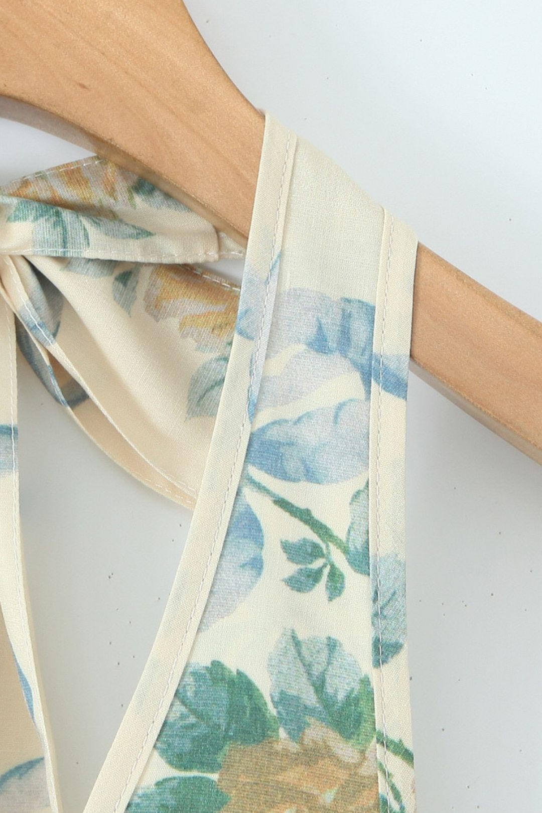 Deep V Backless Bow Tie Halter Neck Mid-length Dress